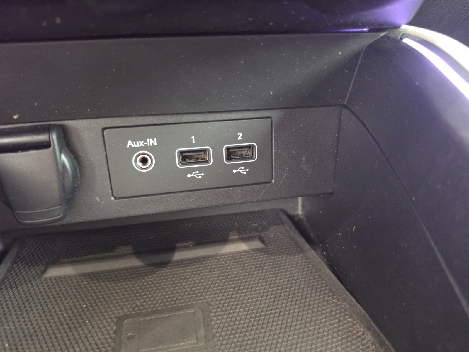 Vente en ligne Renault Clio 5 Clio TCe 140 - 21 au prix de 11 990 €
