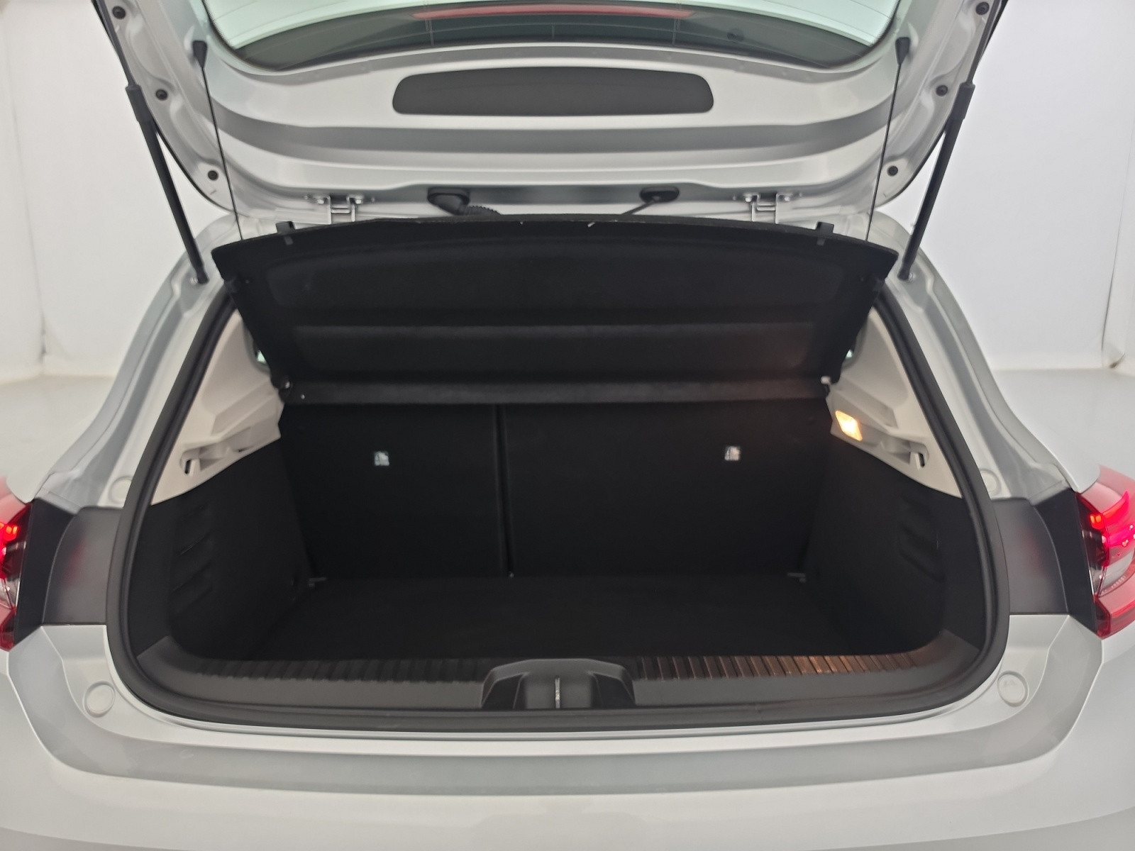 Vente en ligne Renault Clio 5 Clio TCe 90 au prix de 13 490 €
