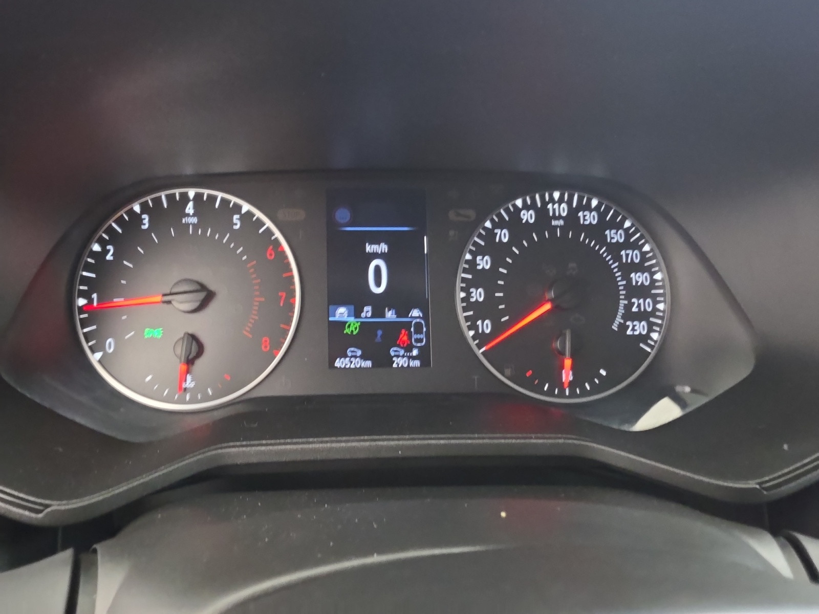 Vente en ligne Renault Clio 5 Clio TCe 90 au prix de 13 490 €