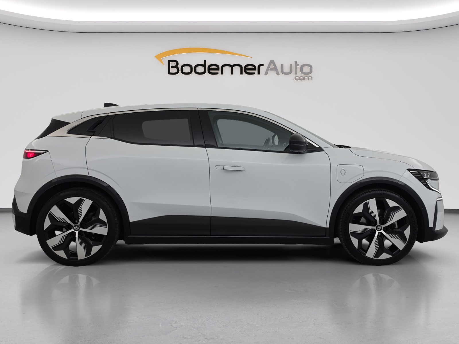 Vente en ligne Renault Megane E-Tech  EV60 220 ch super charge au prix de 24 890 €