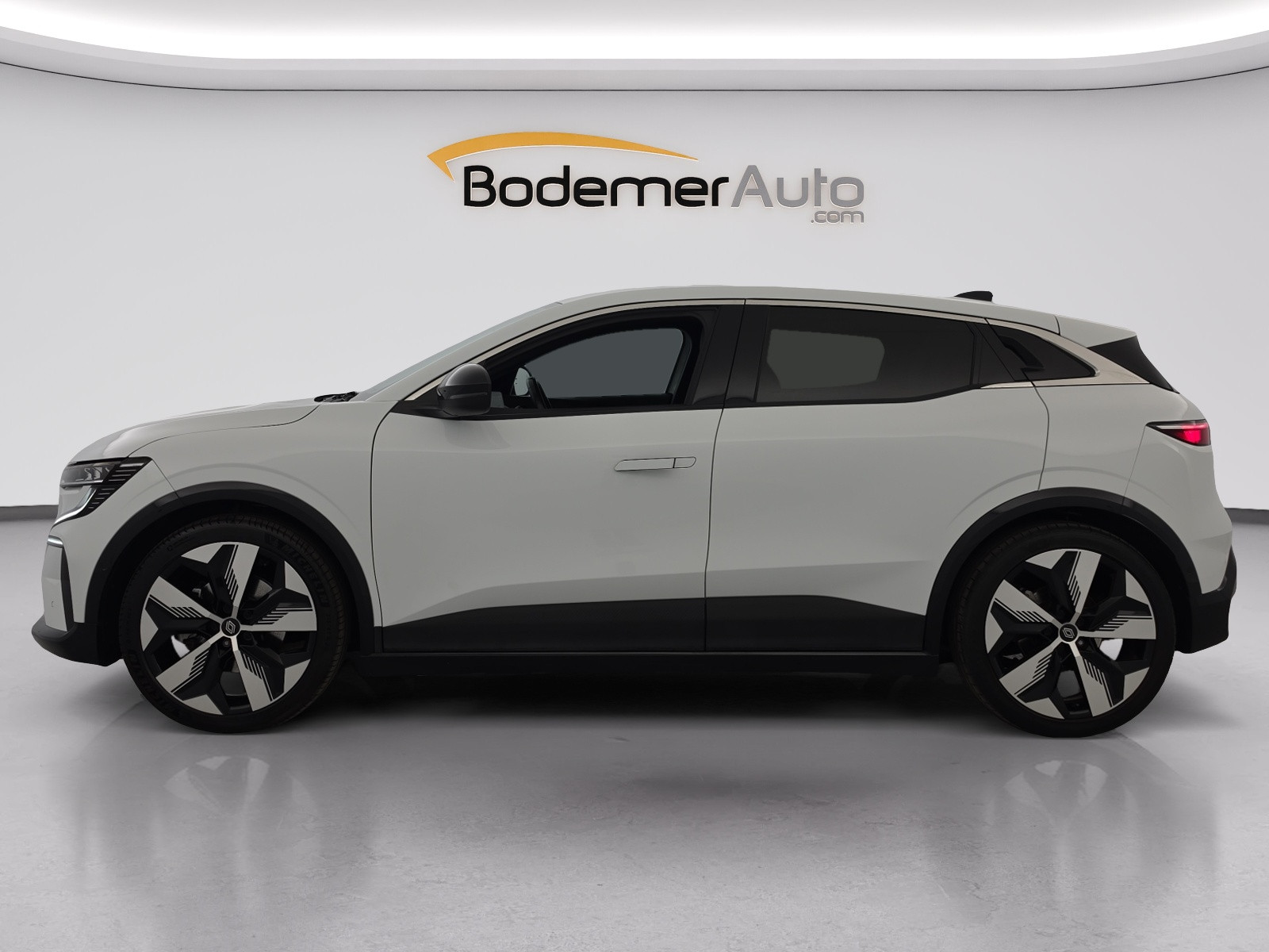 Vente en ligne Renault Megane E-Tech  EV60 220 ch super charge au prix de 24 890 €