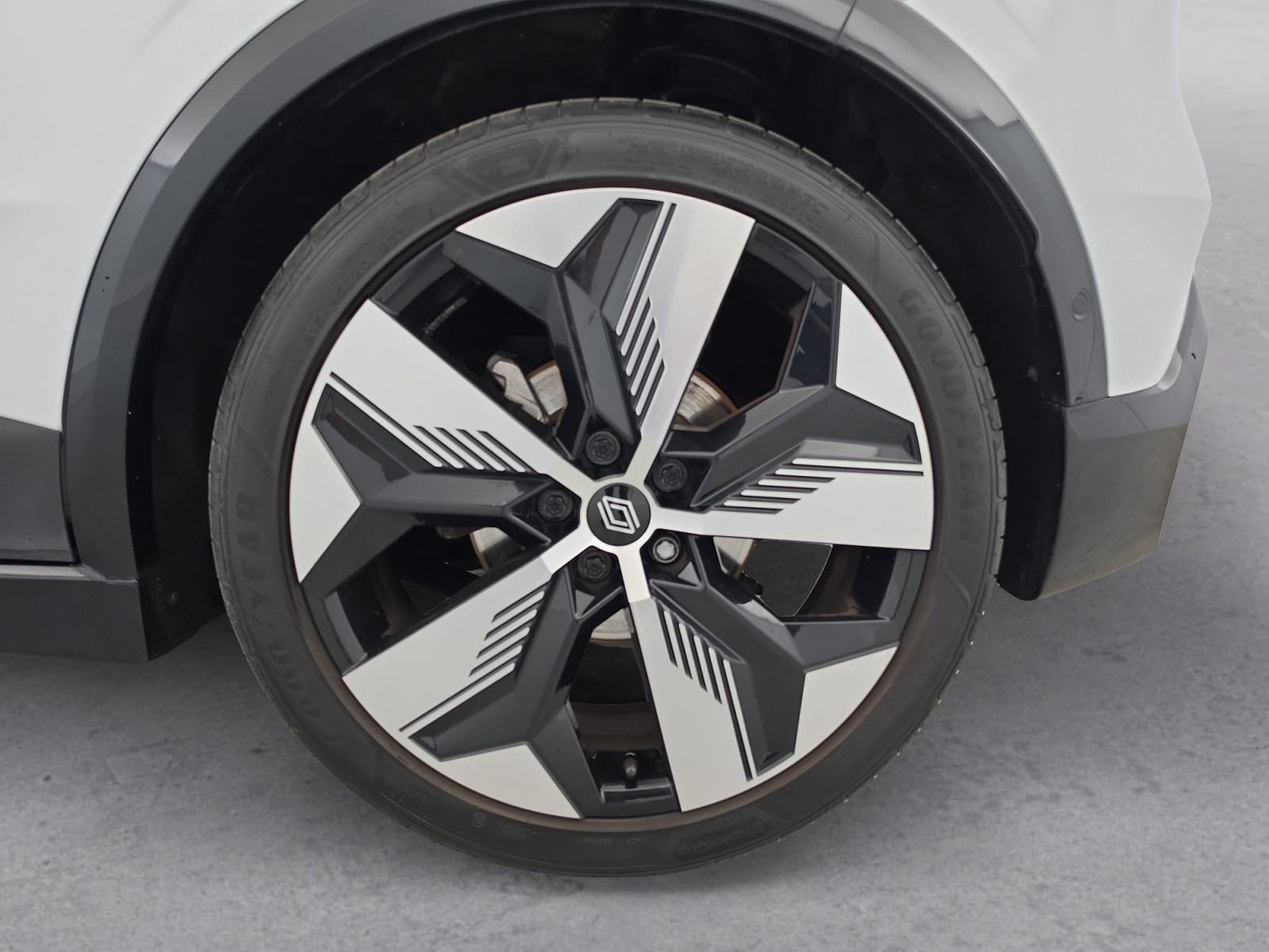 Vente en ligne Renault Megane E-Tech  EV60 220 ch super charge au prix de 24 890 €