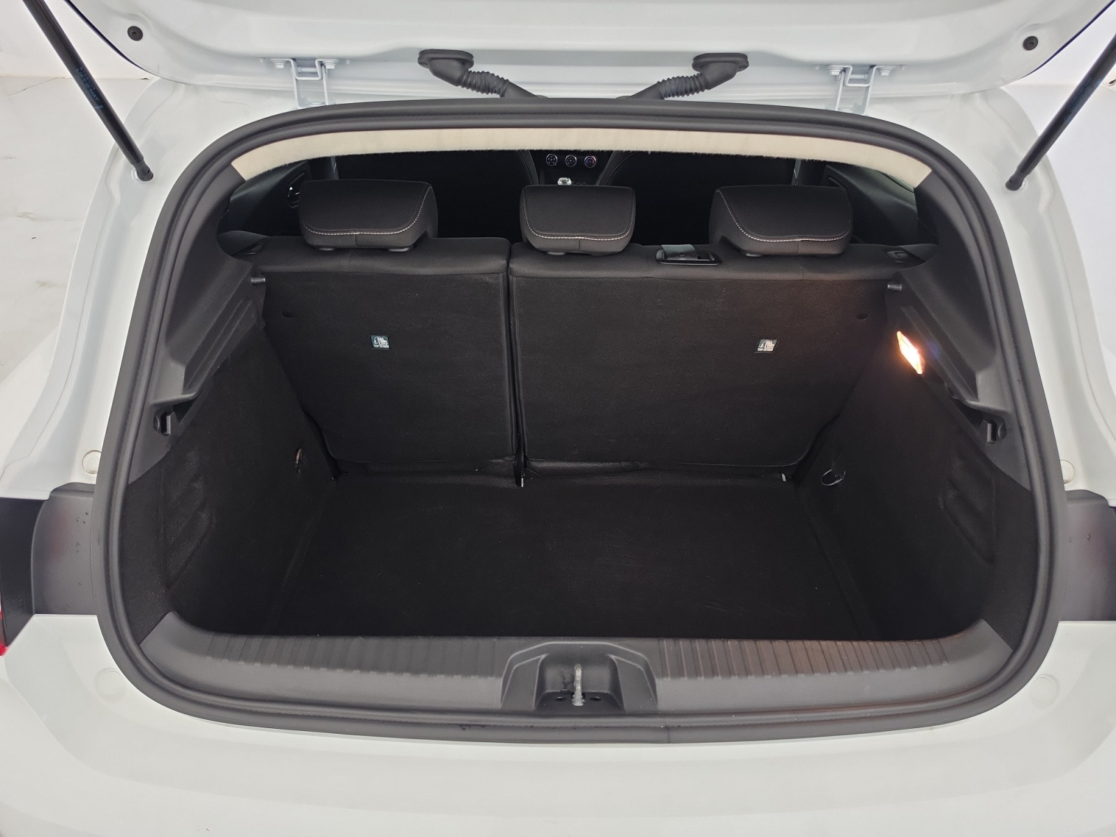 Vente en ligne Renault Clio 5 Clio TCe 100 GPL au prix de 14 190 €