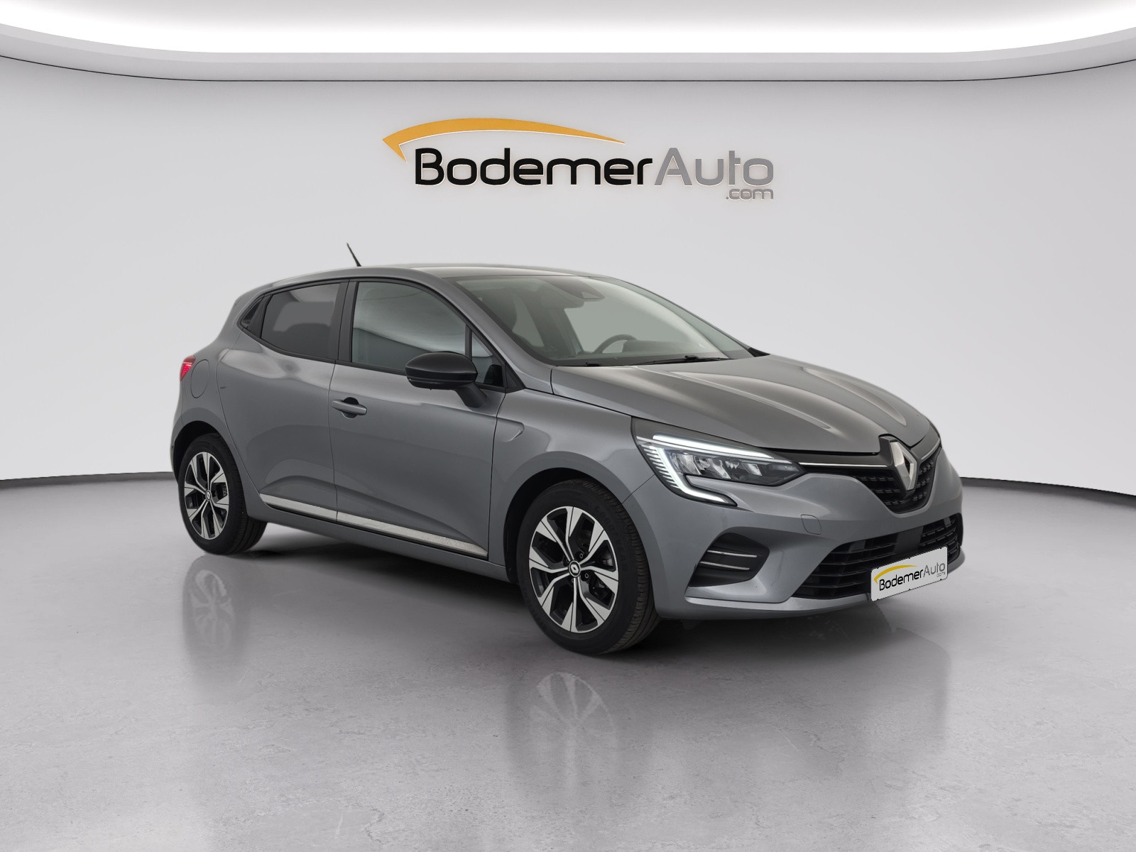 Vente en ligne Renault Clio 5 Clio TCe 90 au prix de 14 490 €