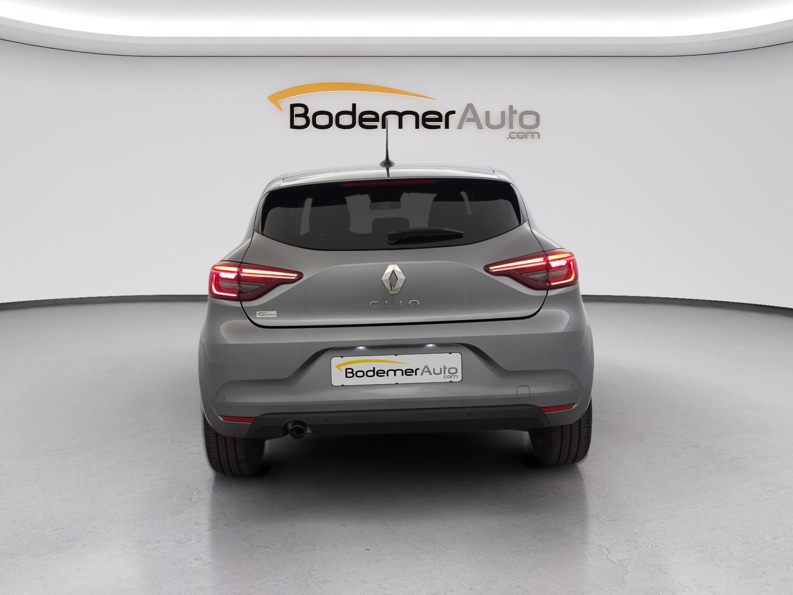 Vente en ligne Renault Clio 5 Clio TCe 90 au prix de 14 490 €