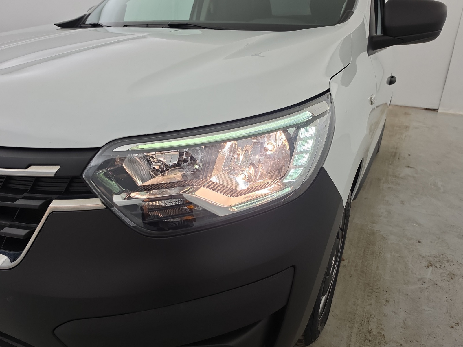 Vente en ligne Renault Express Van  BLUE DCI 95 - 22 au prix de 14 270 €