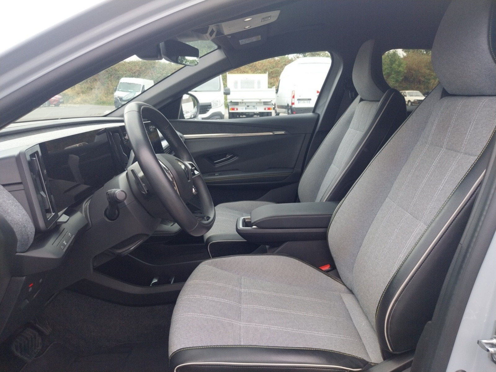 Vente en ligne Renault Megane E-Tech  EV60 220 ch super charge au prix de 25 990 €