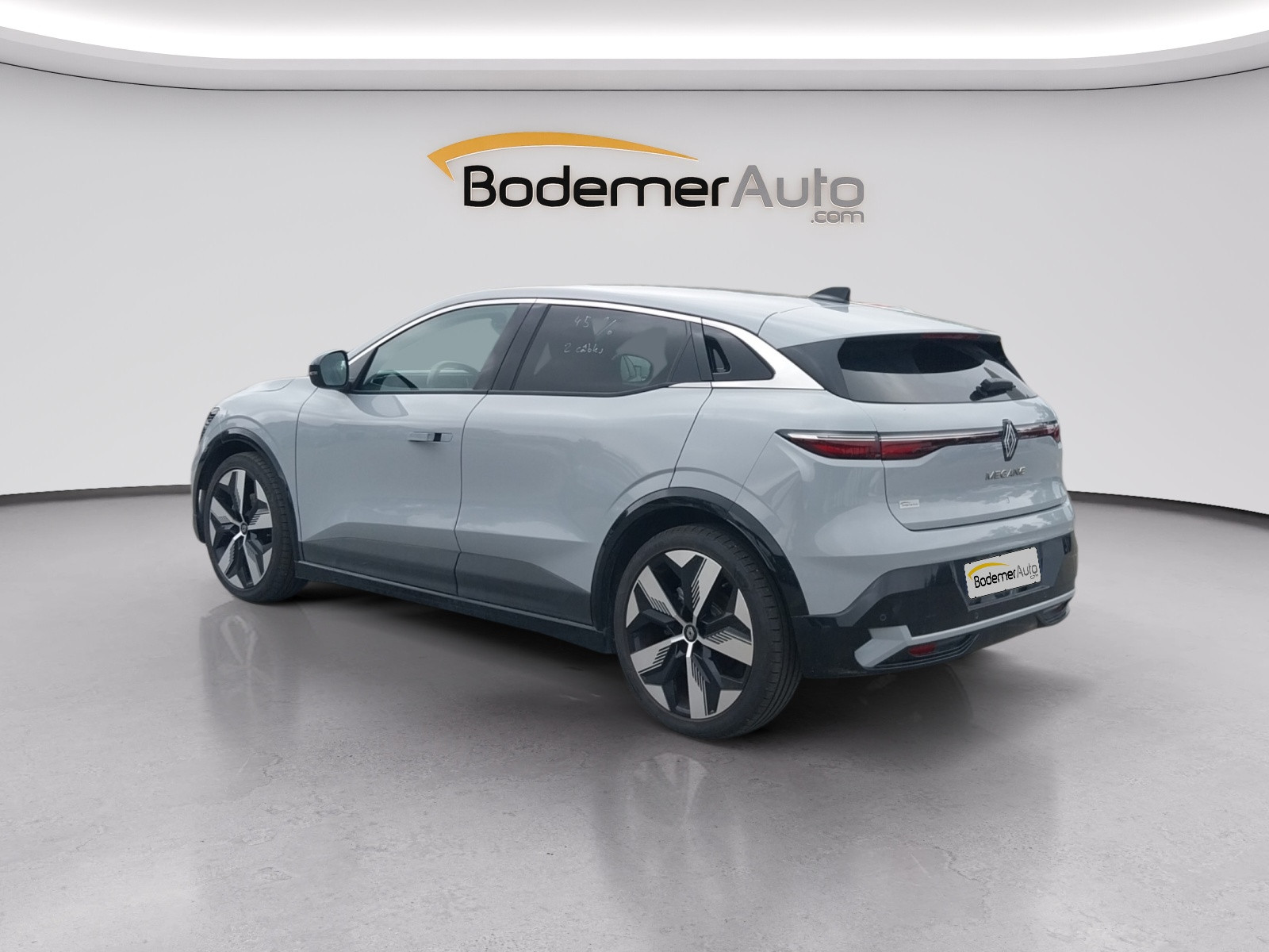 Vente en ligne Renault Megane E-Tech  EV60 220 ch super charge au prix de 25 990 €