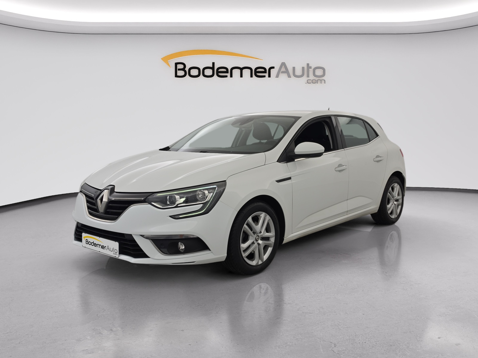 Renault Megane 4 Mégane IV Berline Blue dCi 115 occasion de 2020 en vente à Vannes