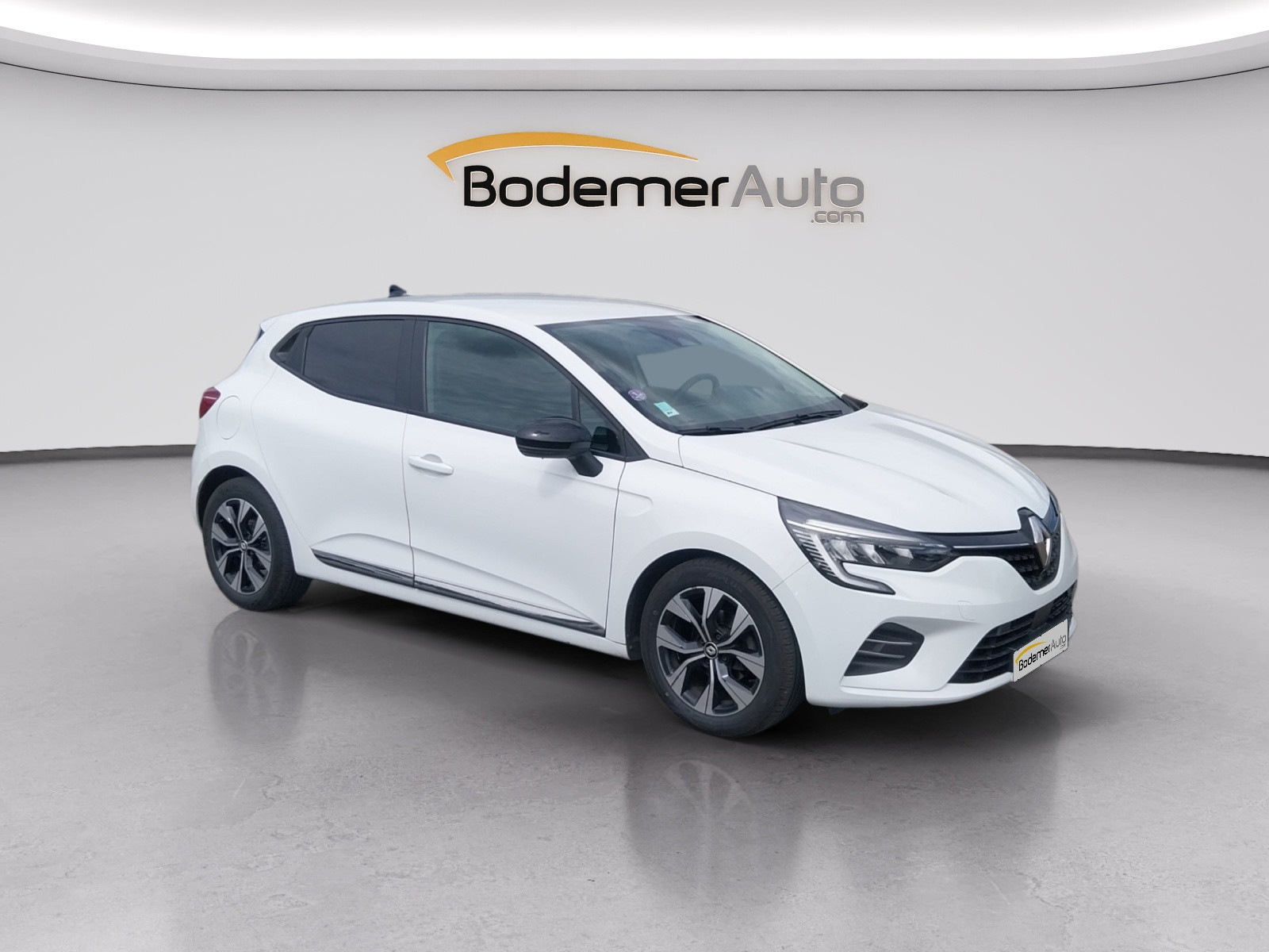 Vente en ligne Renault Clio 5 Clio TCe 100 GPL au prix de 13 990 €