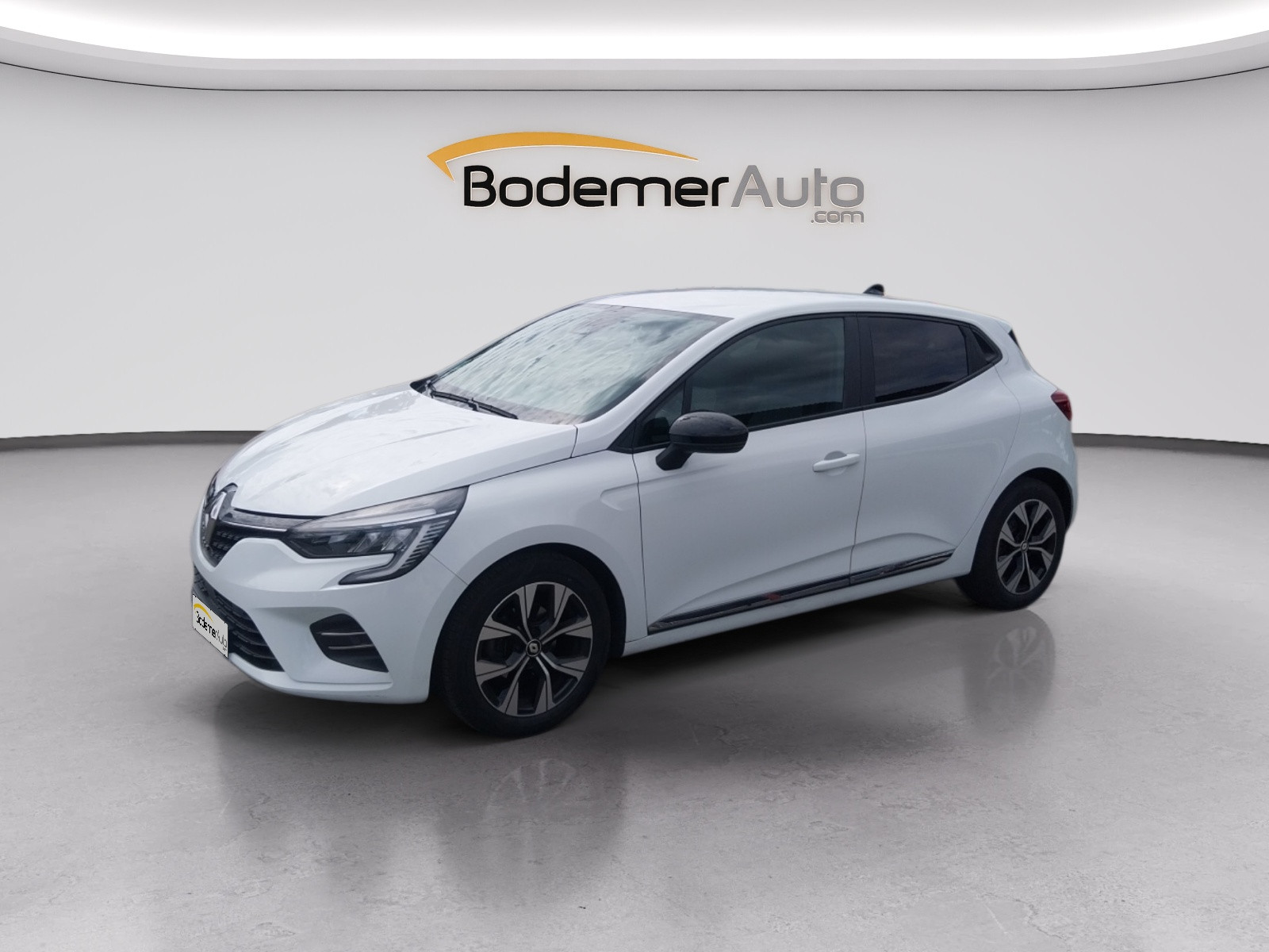 Renault Clio 5 Clio TCe 100 GPL occasion de 2023 en vente à Vannes