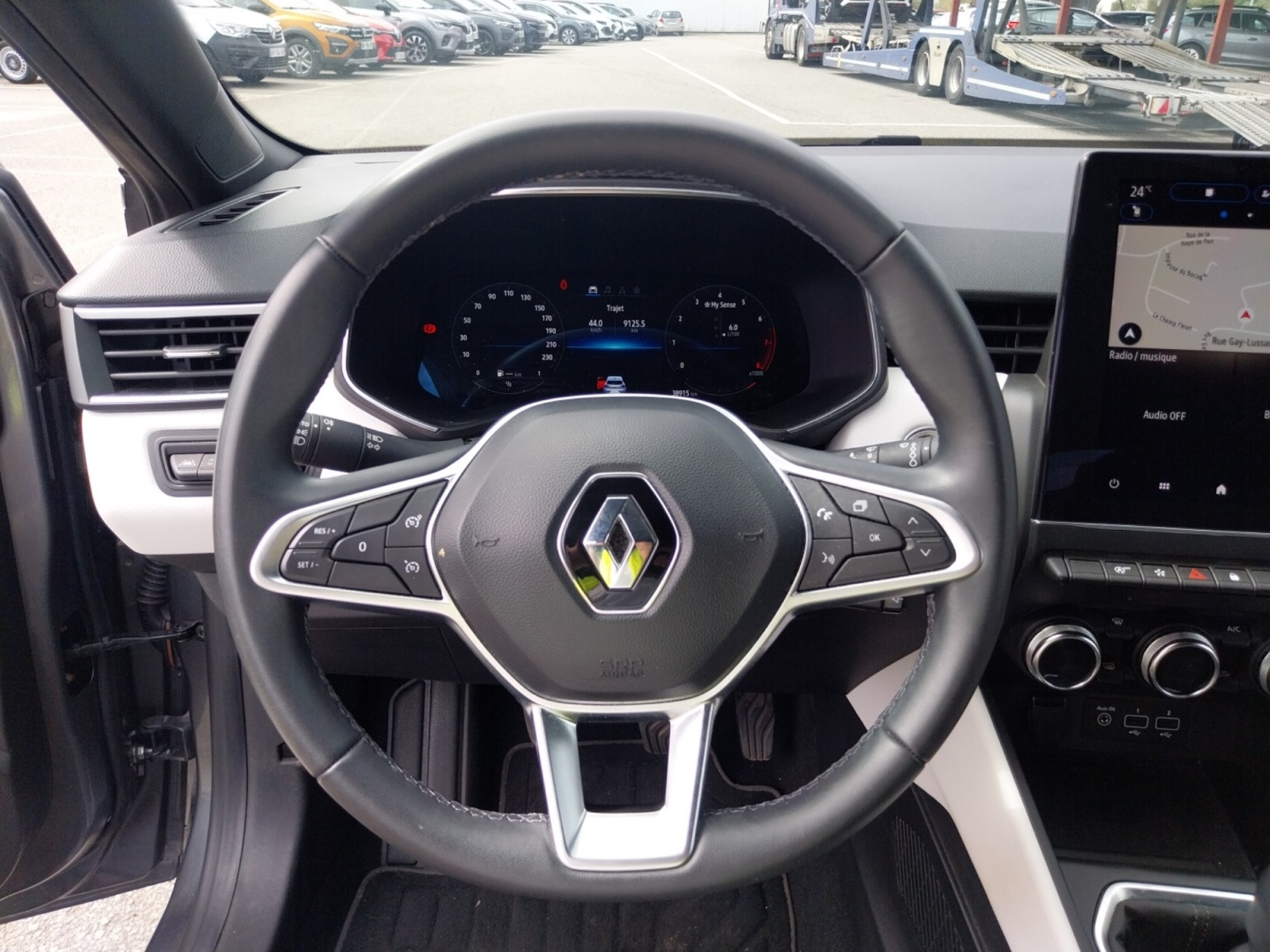 Vente en ligne Renault Clio 5 Clio TCe 90 au prix de 14 990 €