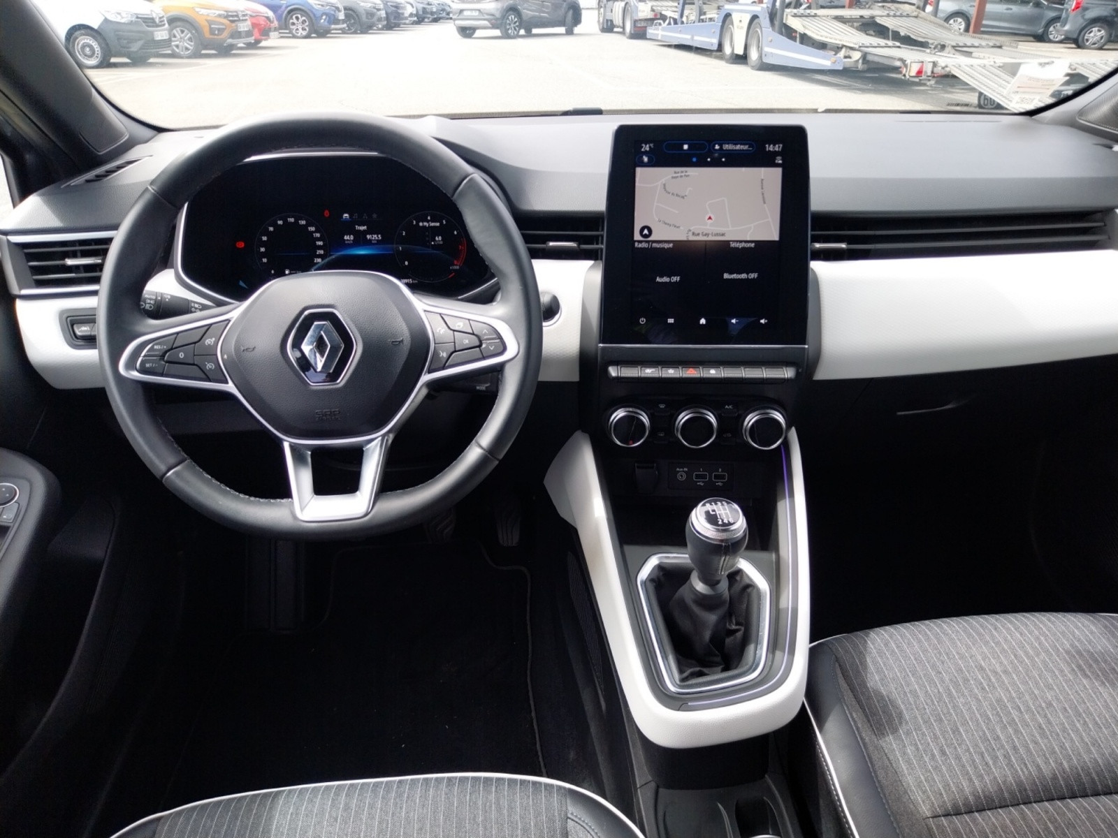 Vente en ligne Renault Clio 5 Clio TCe 90 au prix de 14 990 €