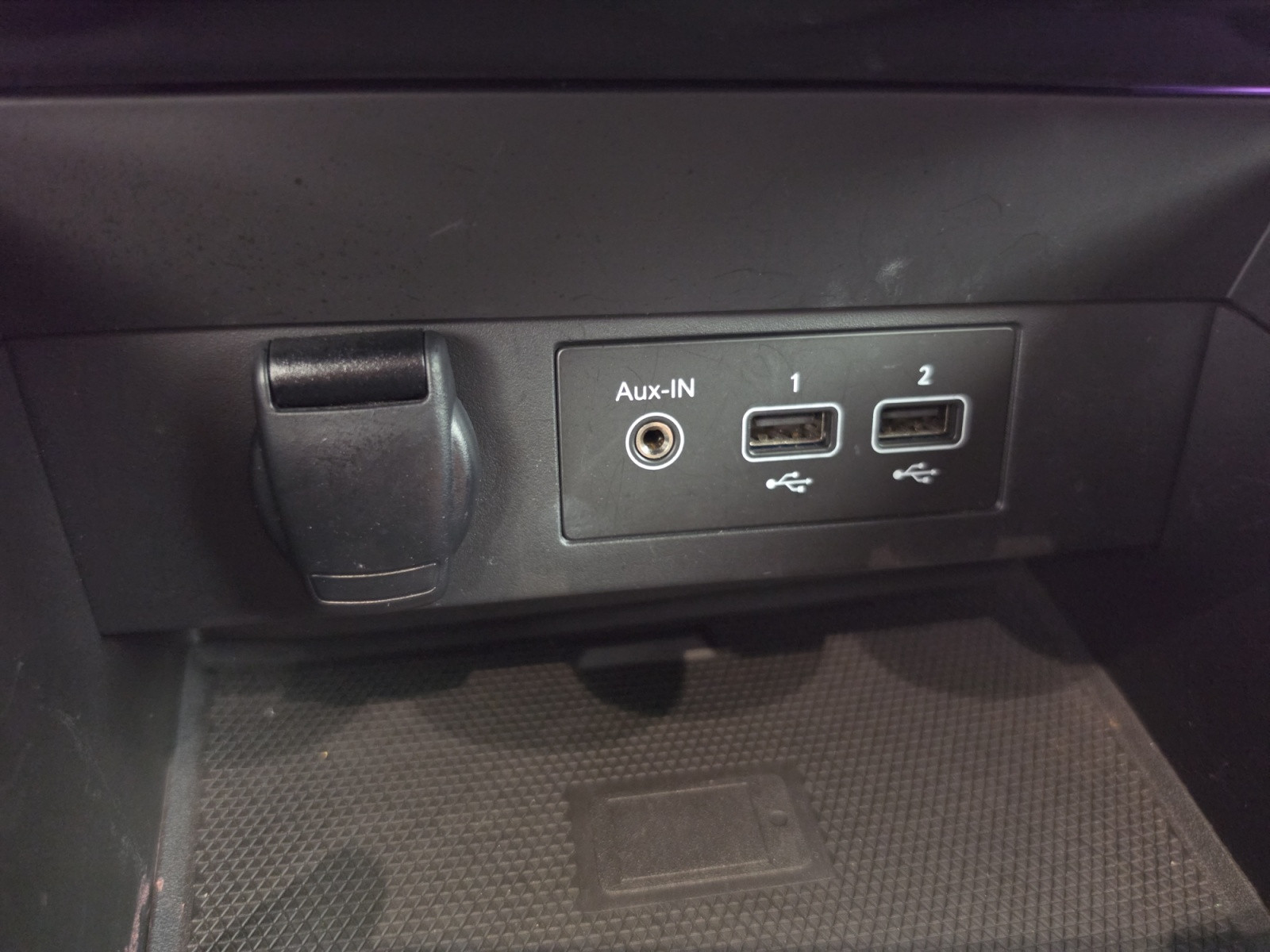 Vente en ligne Renault Clio 5 Clio E-Tech full hybrid 145 au prix de 16 490 €