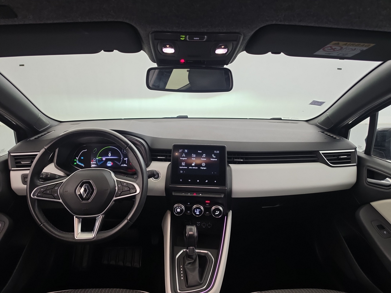 Vente en ligne Renault Clio 5 Clio E-Tech full hybrid 145 au prix de 16 490 €