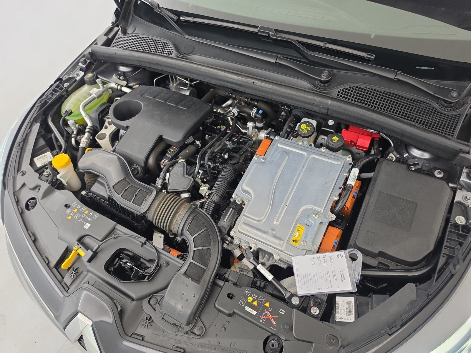 Vente en ligne Renault Clio 5 Clio E-Tech full hybrid 145 au prix de 16 490 €