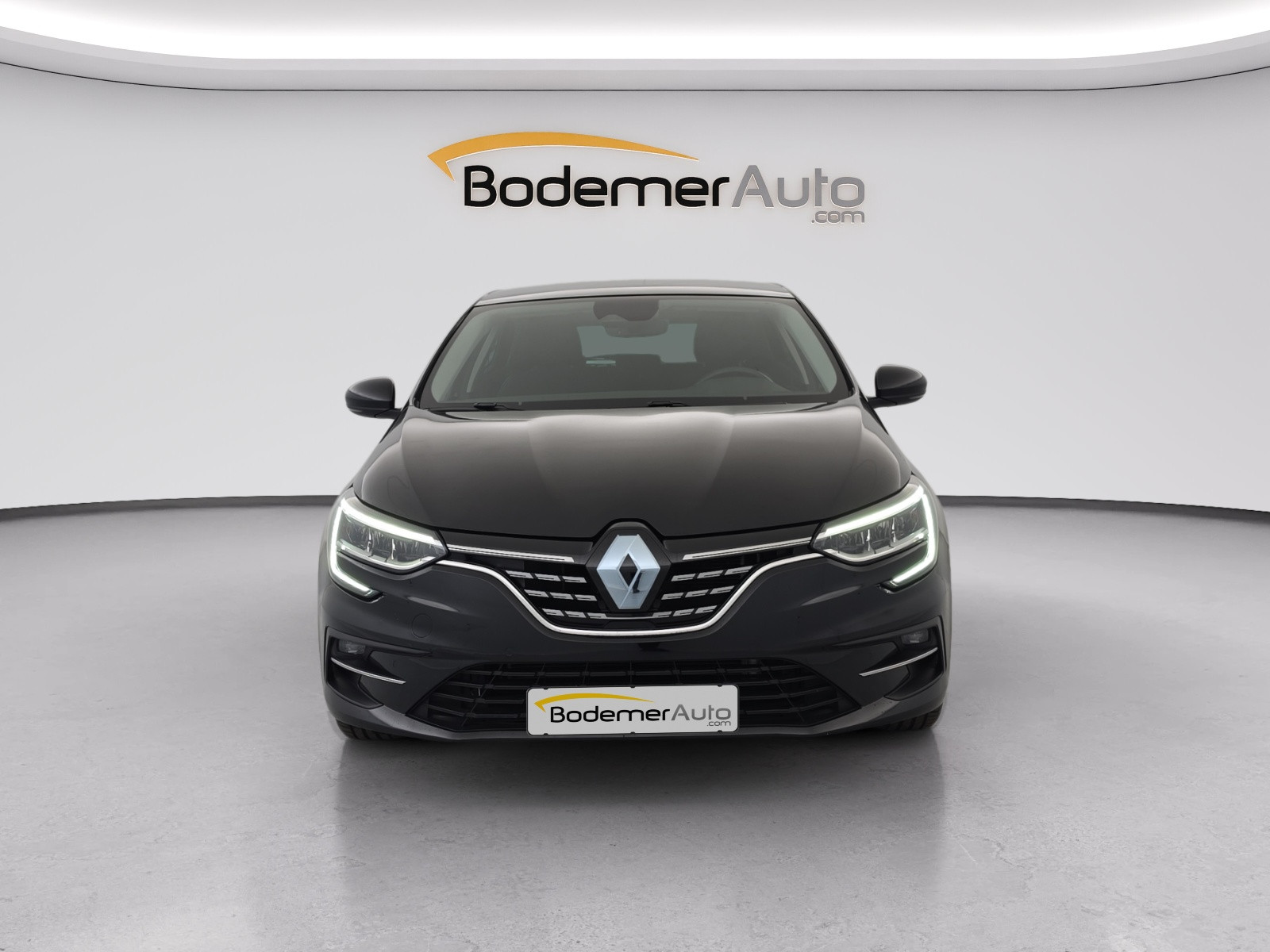 Vente en ligne Renault Megane 4  Blue dCi 115 au prix de 19 990 €