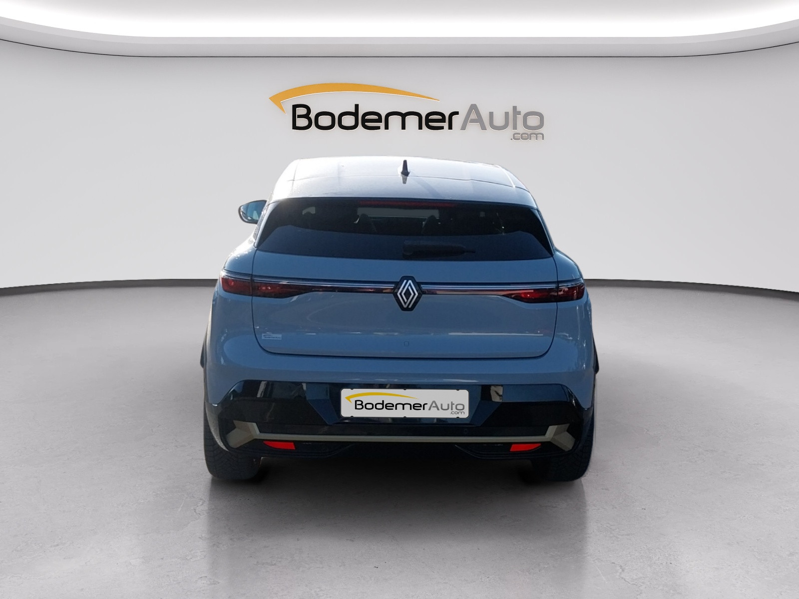 Vente en ligne Renault Megane E-Tech  EV60 220 ch super charge au prix de 26 990 €