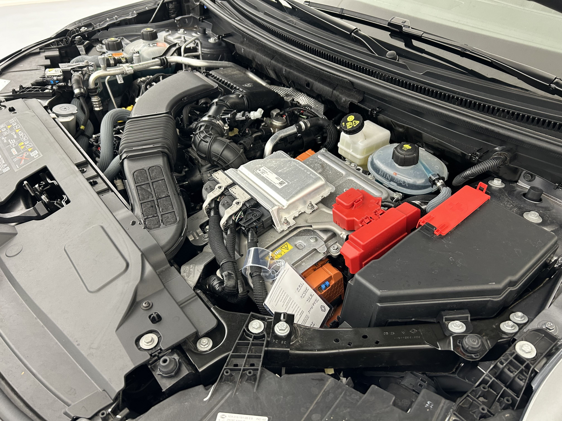 Vente en ligne Renault Austral  E-Tech full hybrid 200 GSR2 au prix de 32 790 €