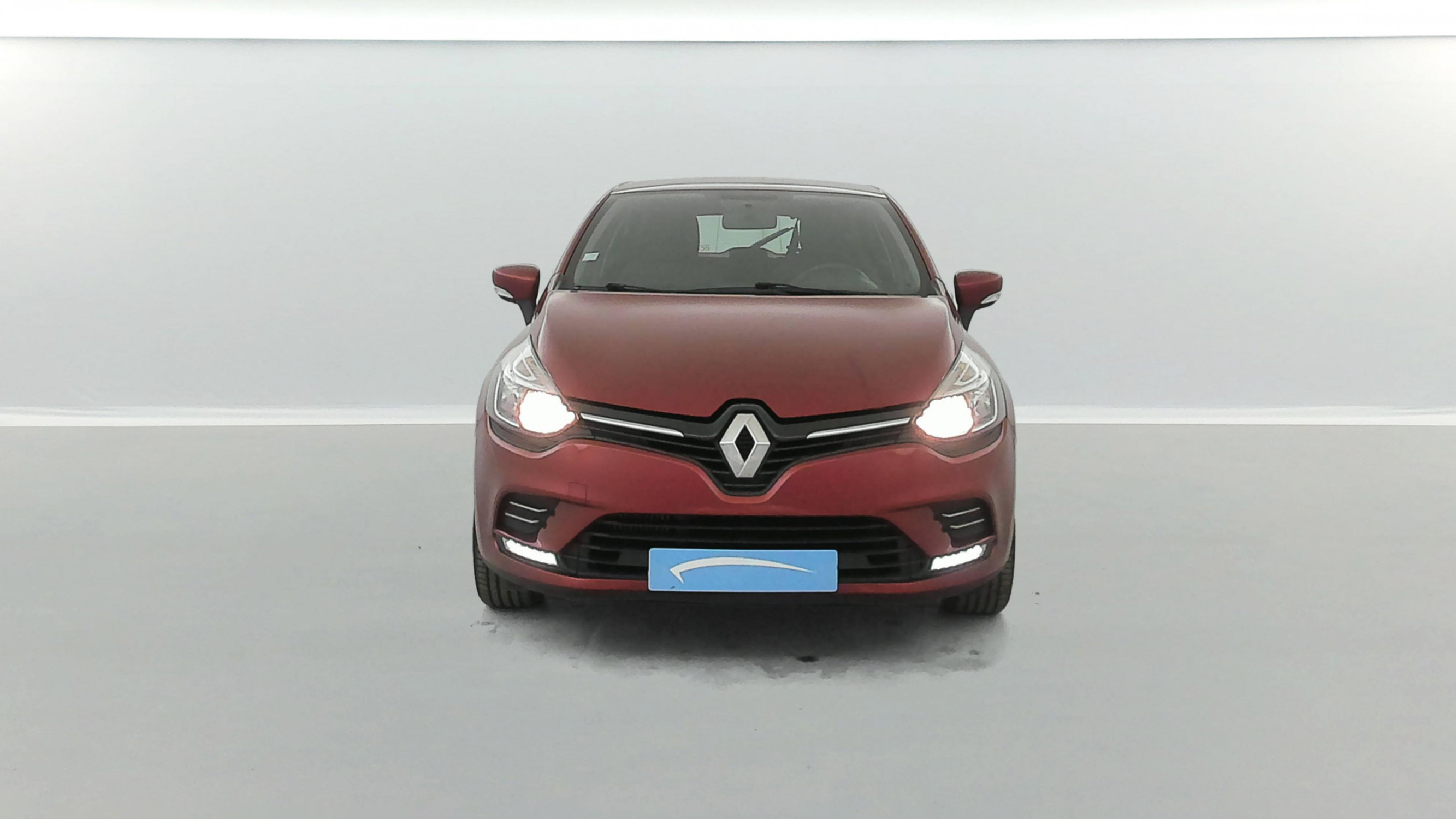 Vente en ligne Renault Clio 4 Clio TCe 90 au prix de 8 990 €