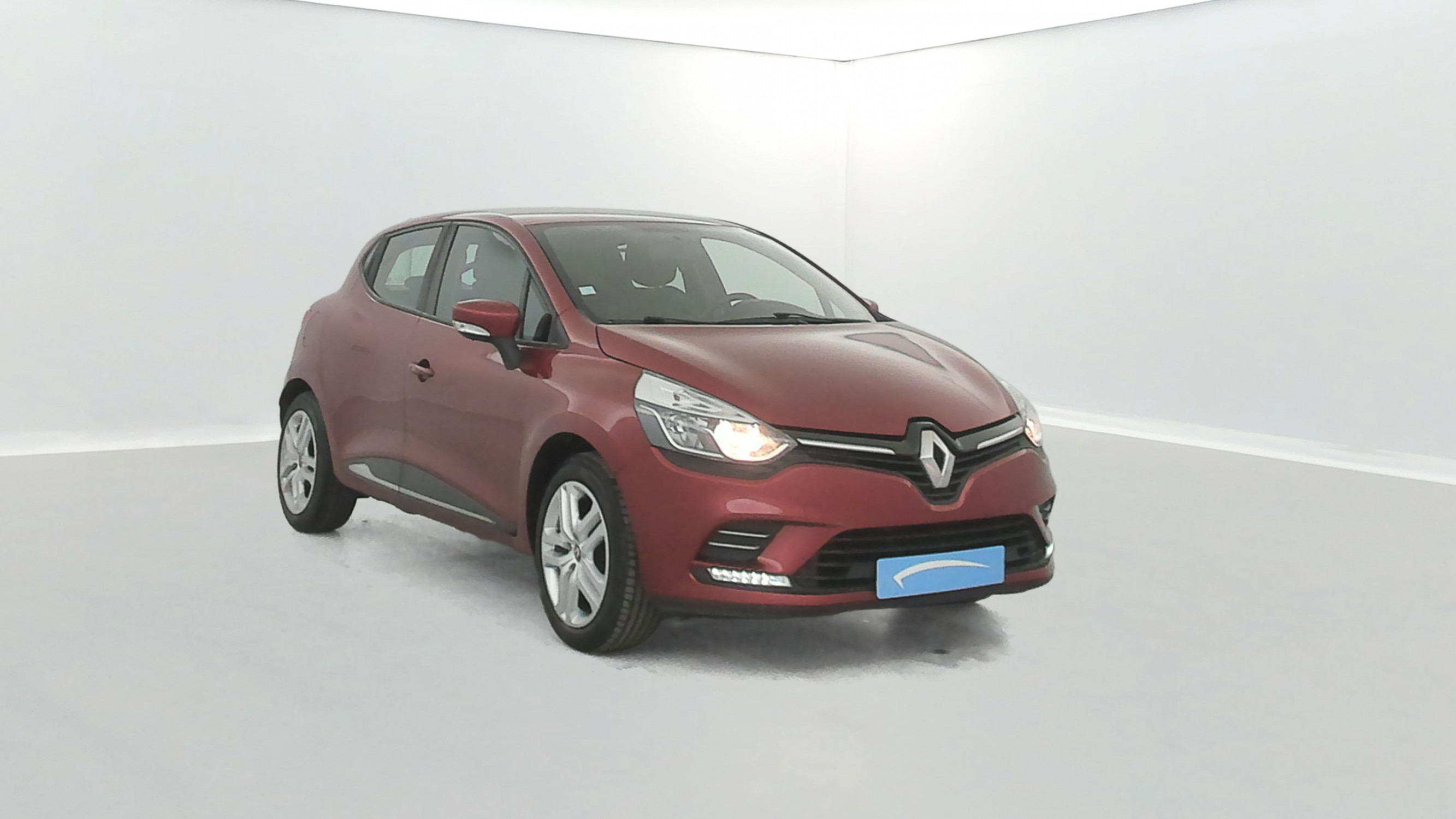 Vente en ligne Renault Clio 4 Clio TCe 90 au prix de 8 990 €