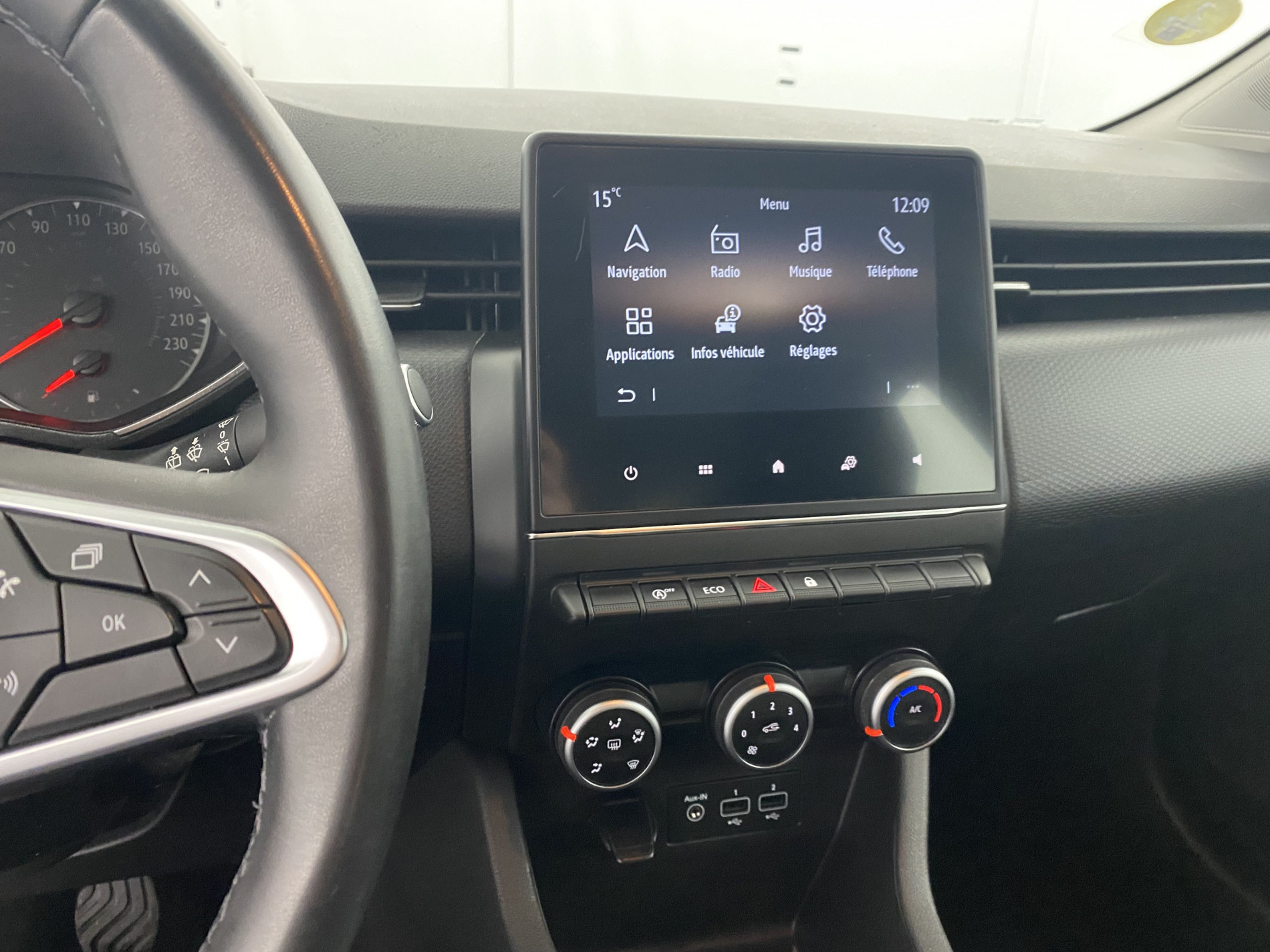 Vente en ligne Renault Clio 5 Clio Blue dCi 85 au prix de 11 670 €