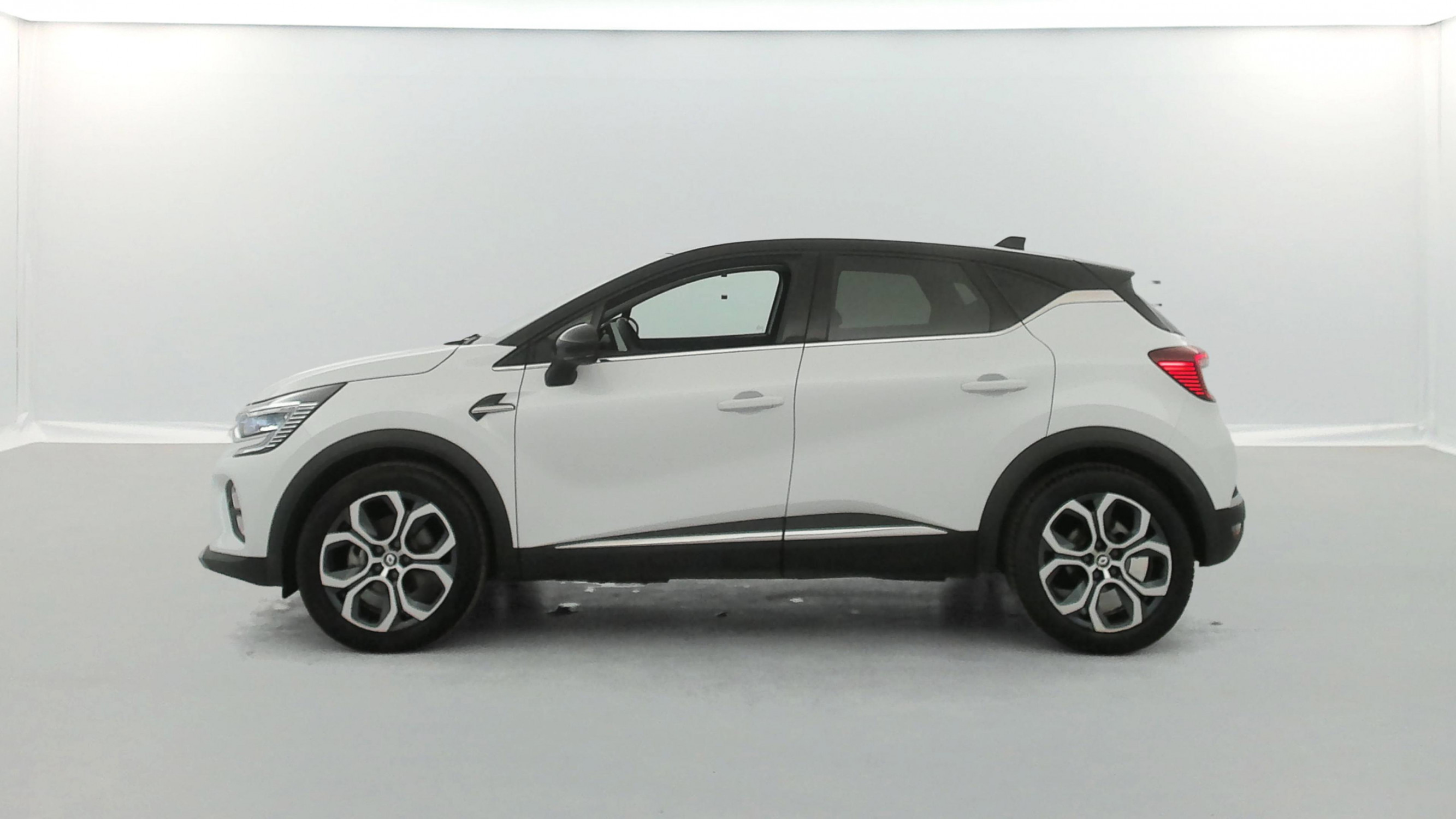 Vente en ligne Renault Captur  E-Tech full hybrid 145 au prix de 19 890 €