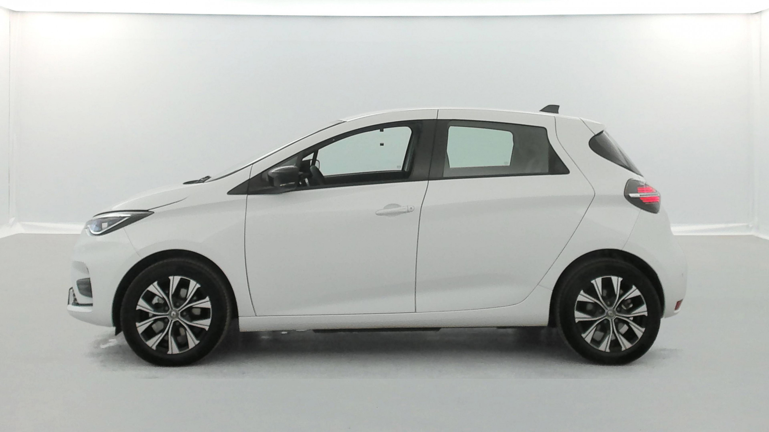 Vente en ligne Renault Zoé Zoe R110 - MY22 au prix de 17 290 €