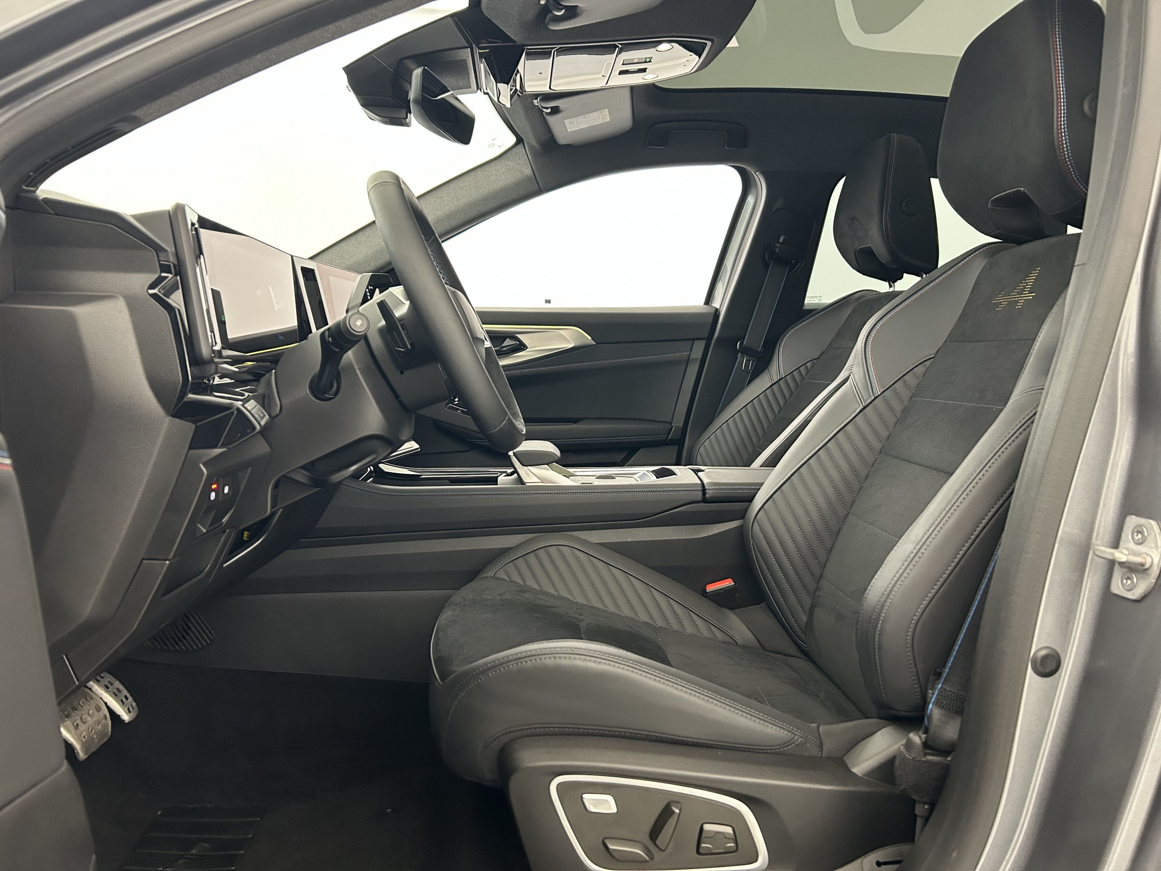 Vente en ligne Renault Rafale  E-Tech full hybrid 200 ch au prix de 40 890 €