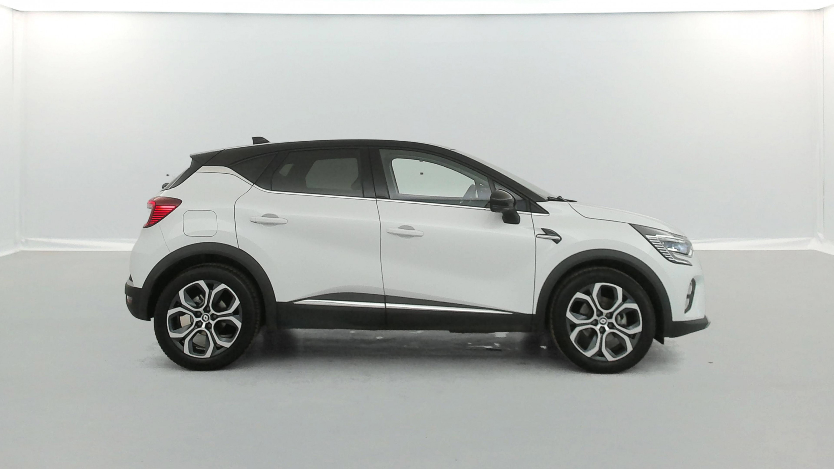 Vente en ligne Renault Captur  E-Tech full hybrid 145 au prix de 19 890 €