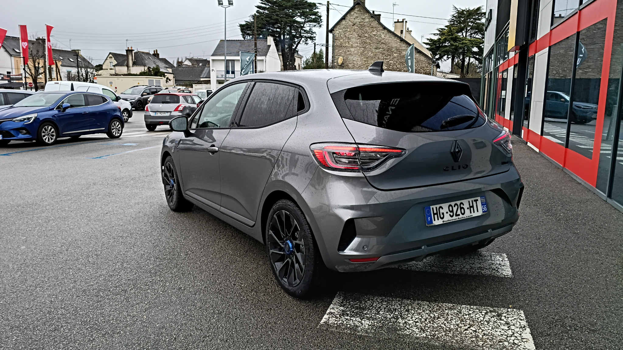 Vente en ligne Renault Clio 5 Clio E-Tech full hybrid 145 ch GSR2 au prix de 29 250 €