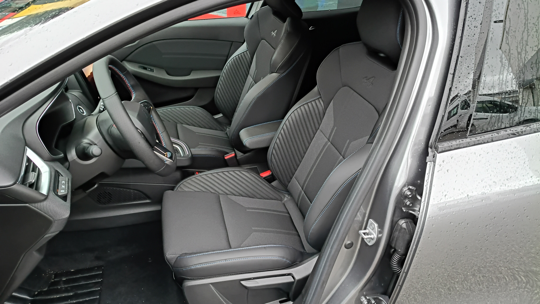 Vente en ligne Renault Clio 5 Clio E-Tech full hybrid 145 ch GSR2 au prix de 29 250 €