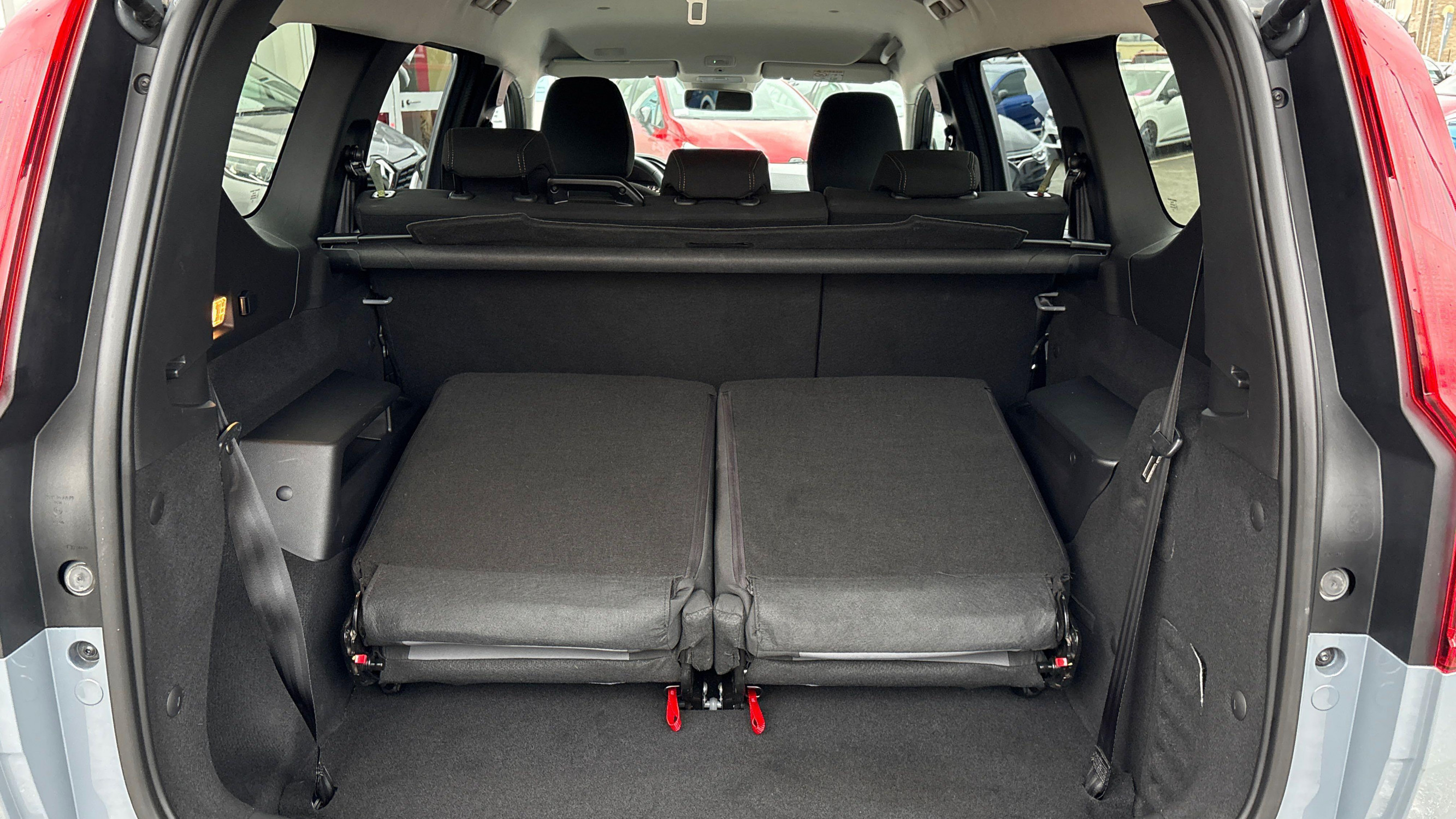 Vente en ligne Dacia Jogger  ECO-G 100 7 places GSR2 au prix de 21 890 €