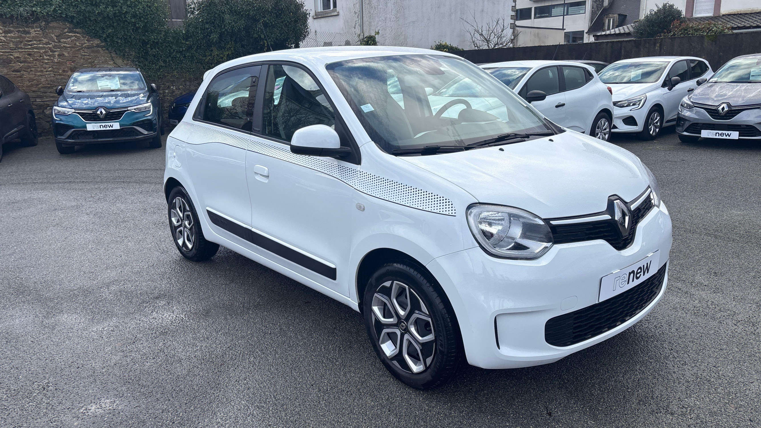 Vente en ligne Renault Twingo 3  SCe 65 - 21 au prix de 12 490 €