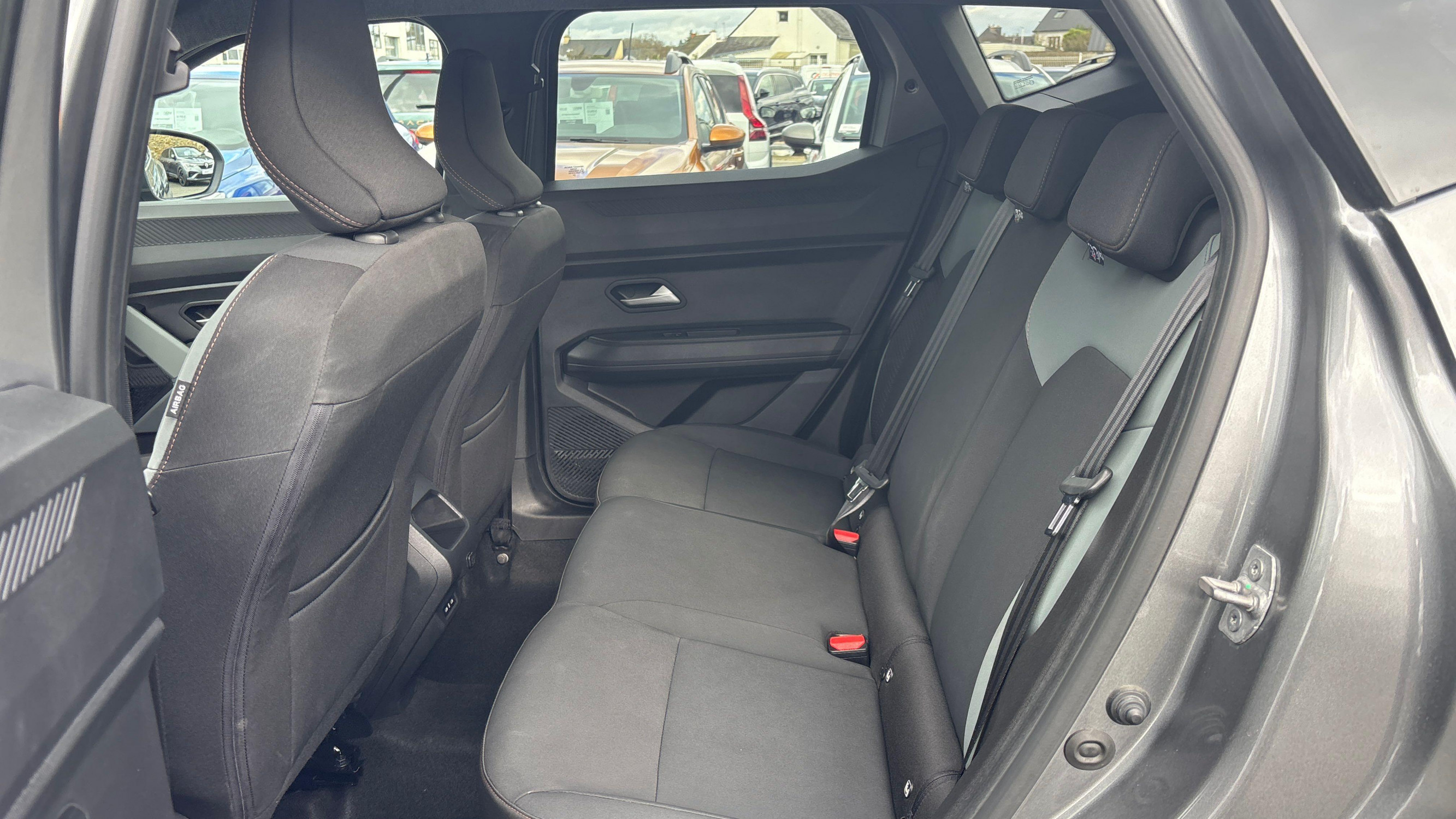 Vente en ligne Dacia Duster  Mild Hybrid 130 au prix de 24 590 €