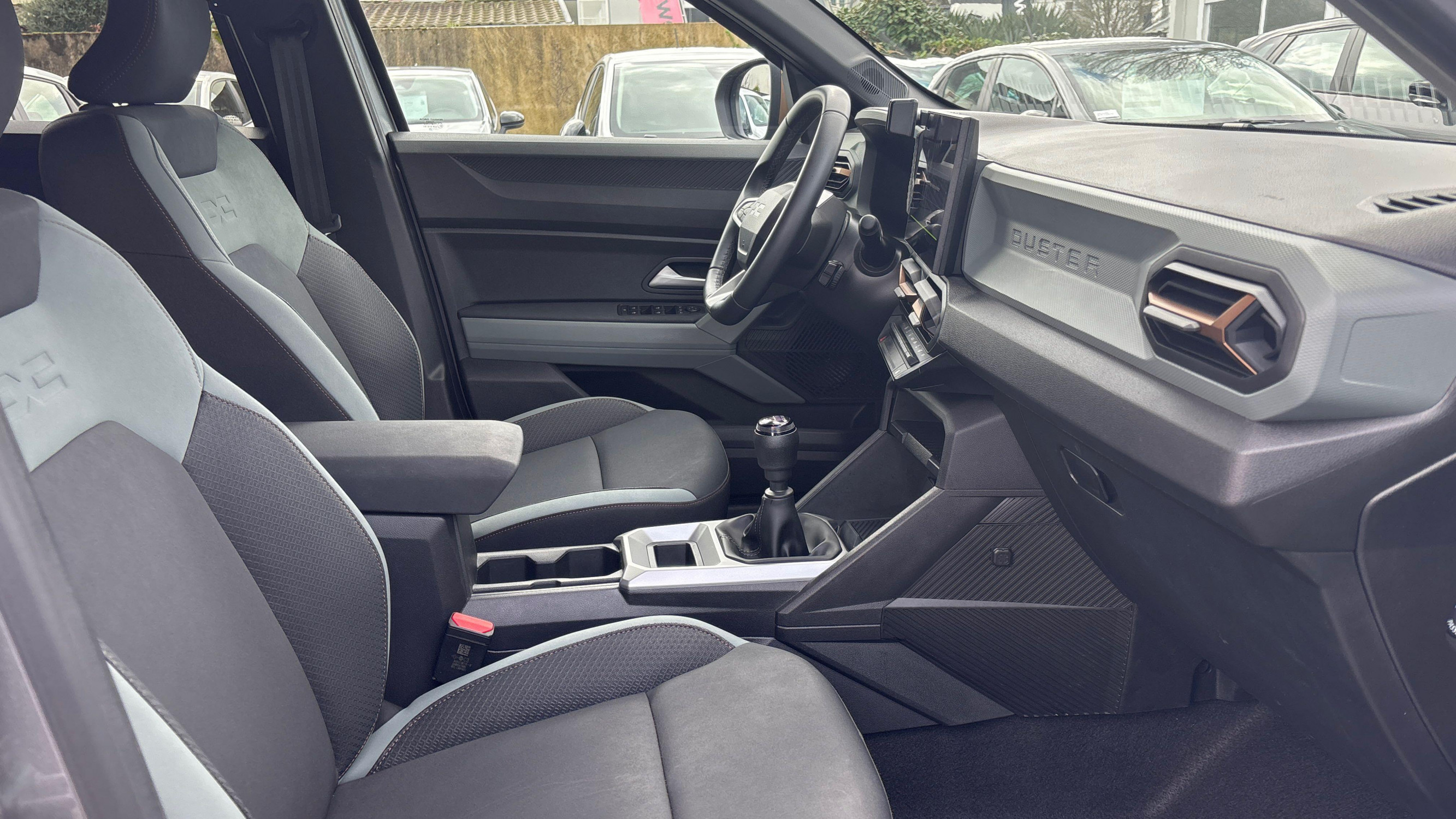 Vente en ligne Dacia Duster  Mild Hybrid 130 au prix de 24 590 €