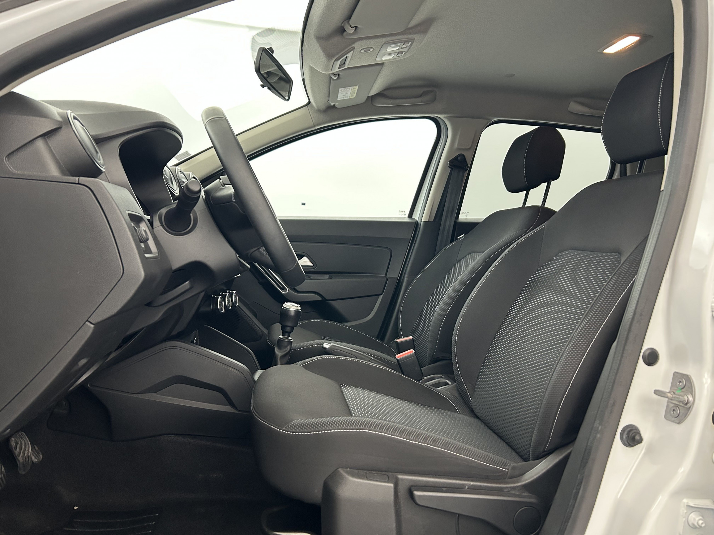 Vente en ligne Dacia Duster  Blue dCi 115 4x2 E6U au prix de 16 990 €