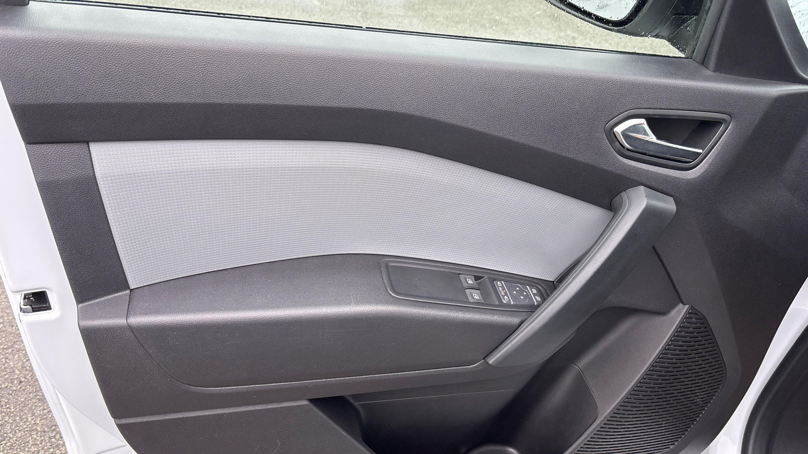 Vente en ligne Renault Kangoo Van  TCE 130 EDC au prix de 21 470 €