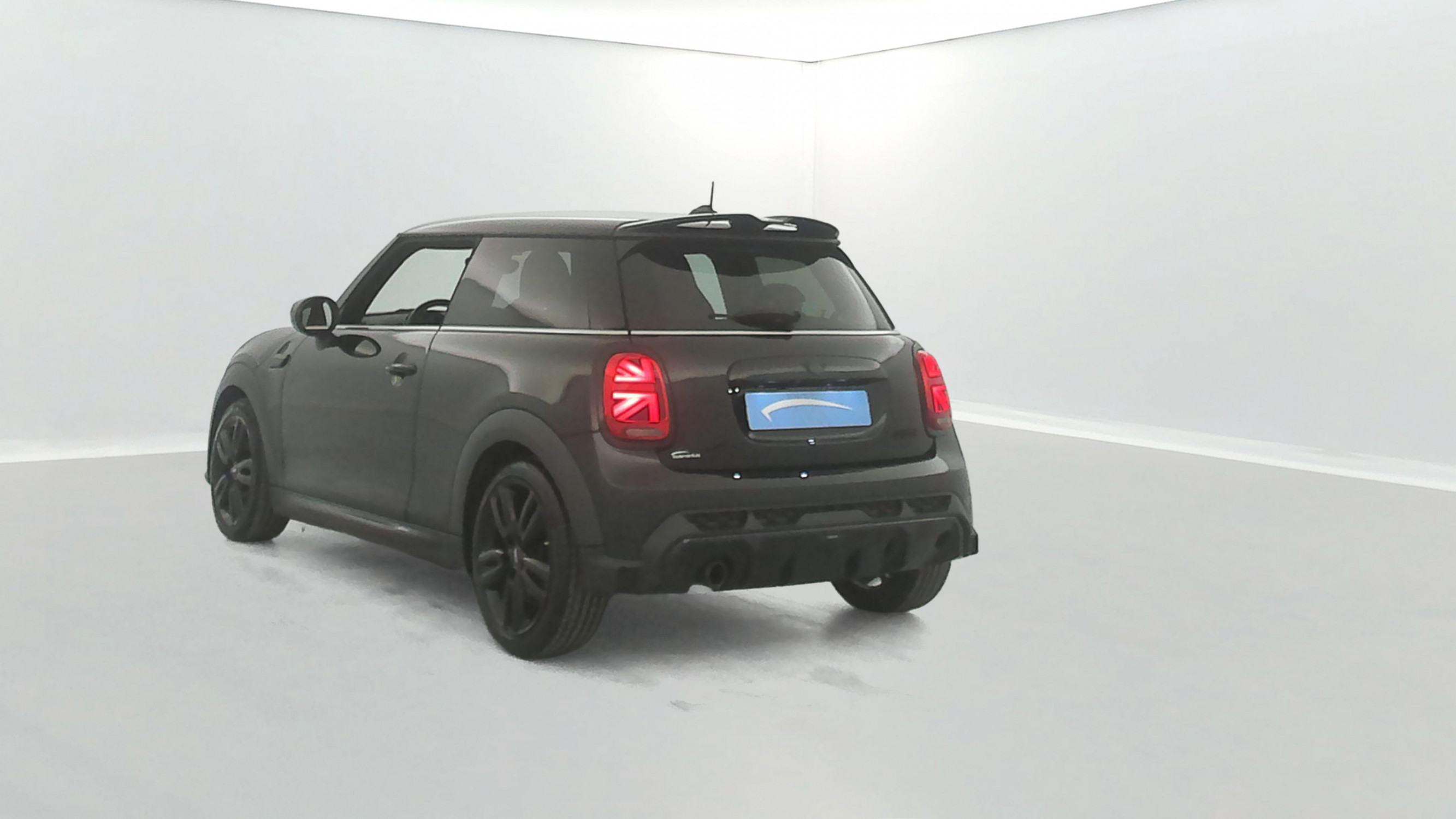 Vente en ligne Mini Mini Hatch 3 portes Hatch 3 Portes Cooper 136 ch DKG7 au prix de 23 970 €