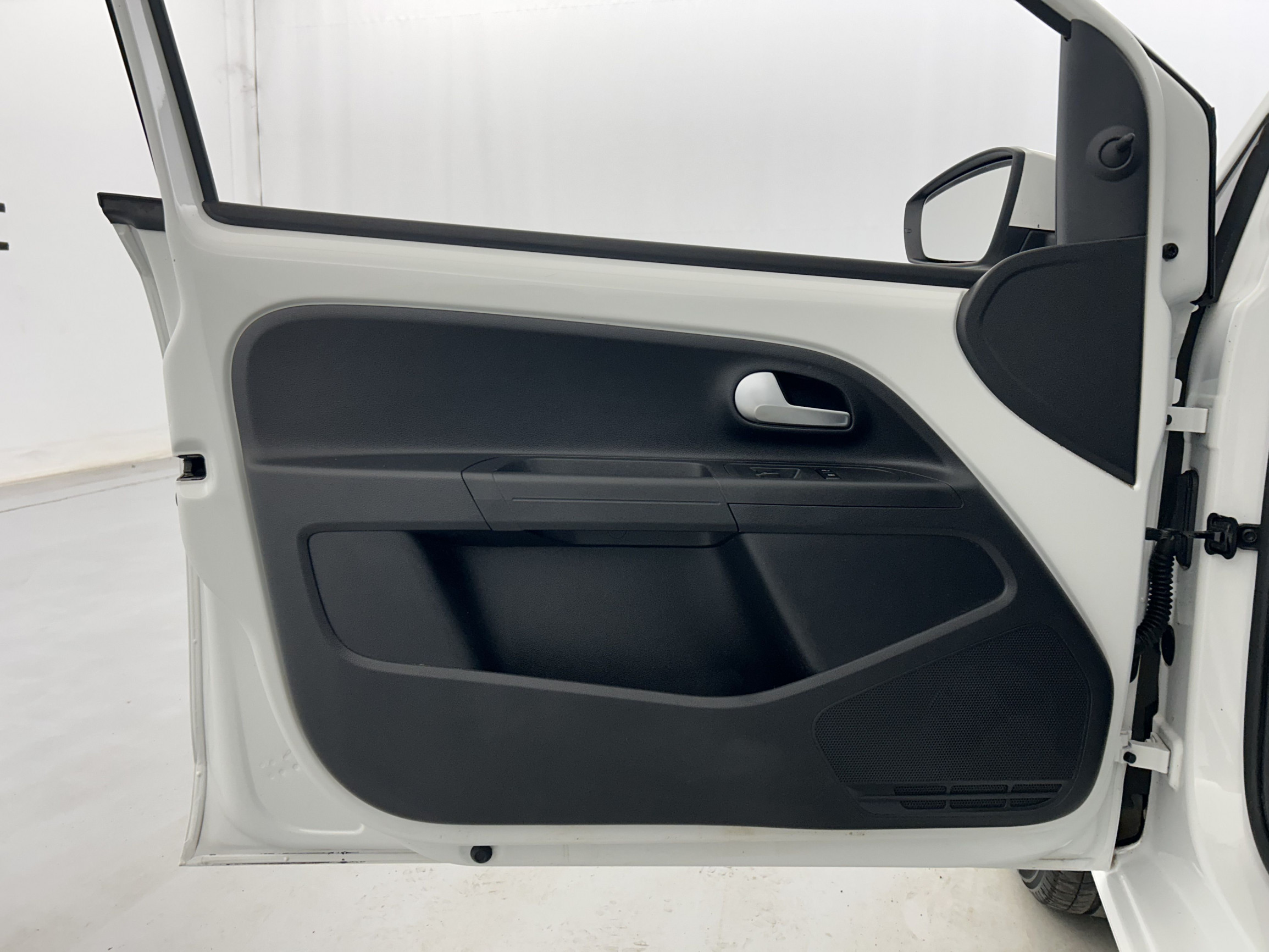 Vente en ligne Volkswagen UP! 2.0 Up 1.0 65 BlueMotion Technology BVM5 au prix de 9 990 €