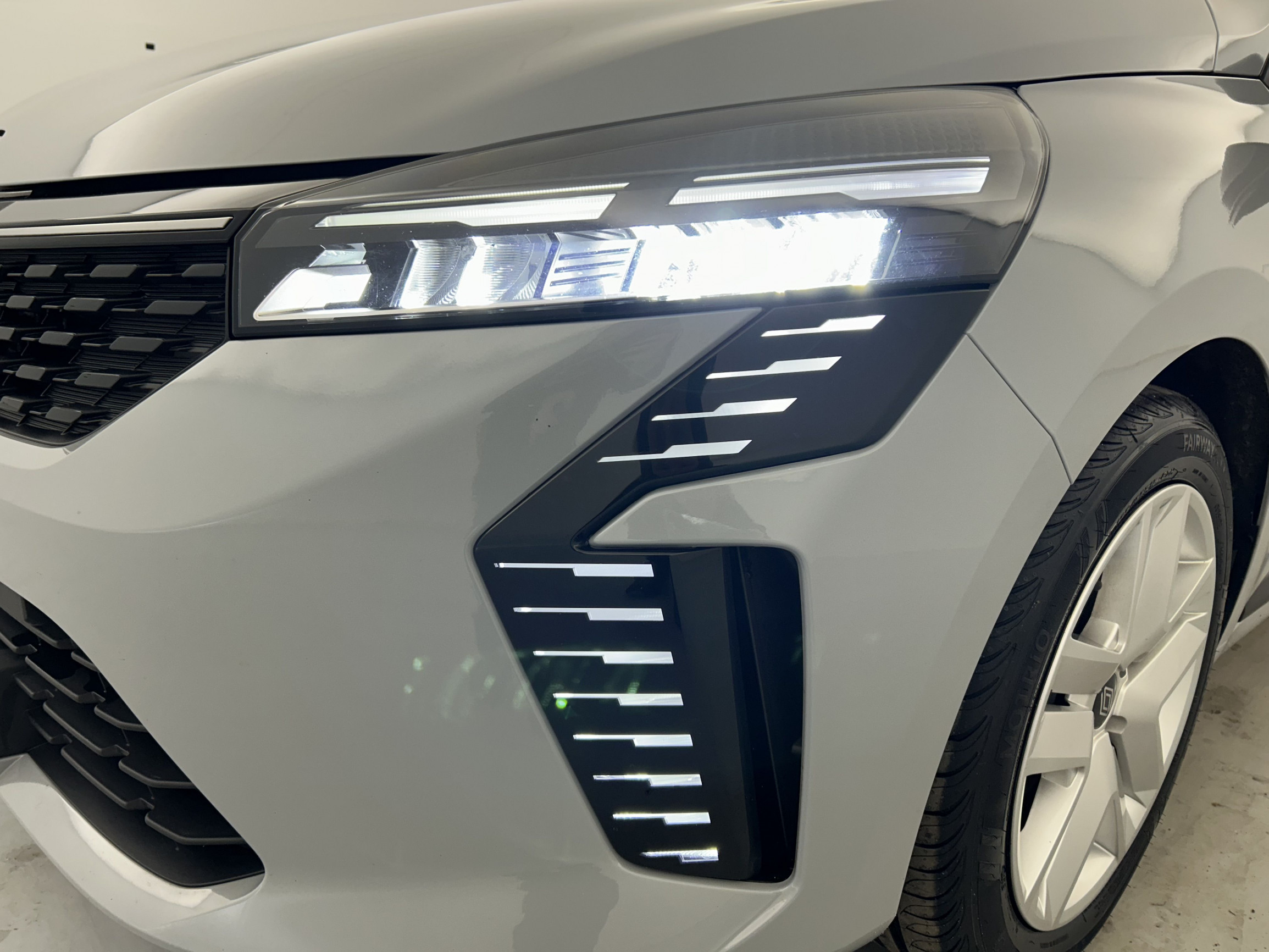 Vente en ligne Renault Clio 5 Clio E-Tech full hybrid 145 ch GSR2 au prix de 20 270 €