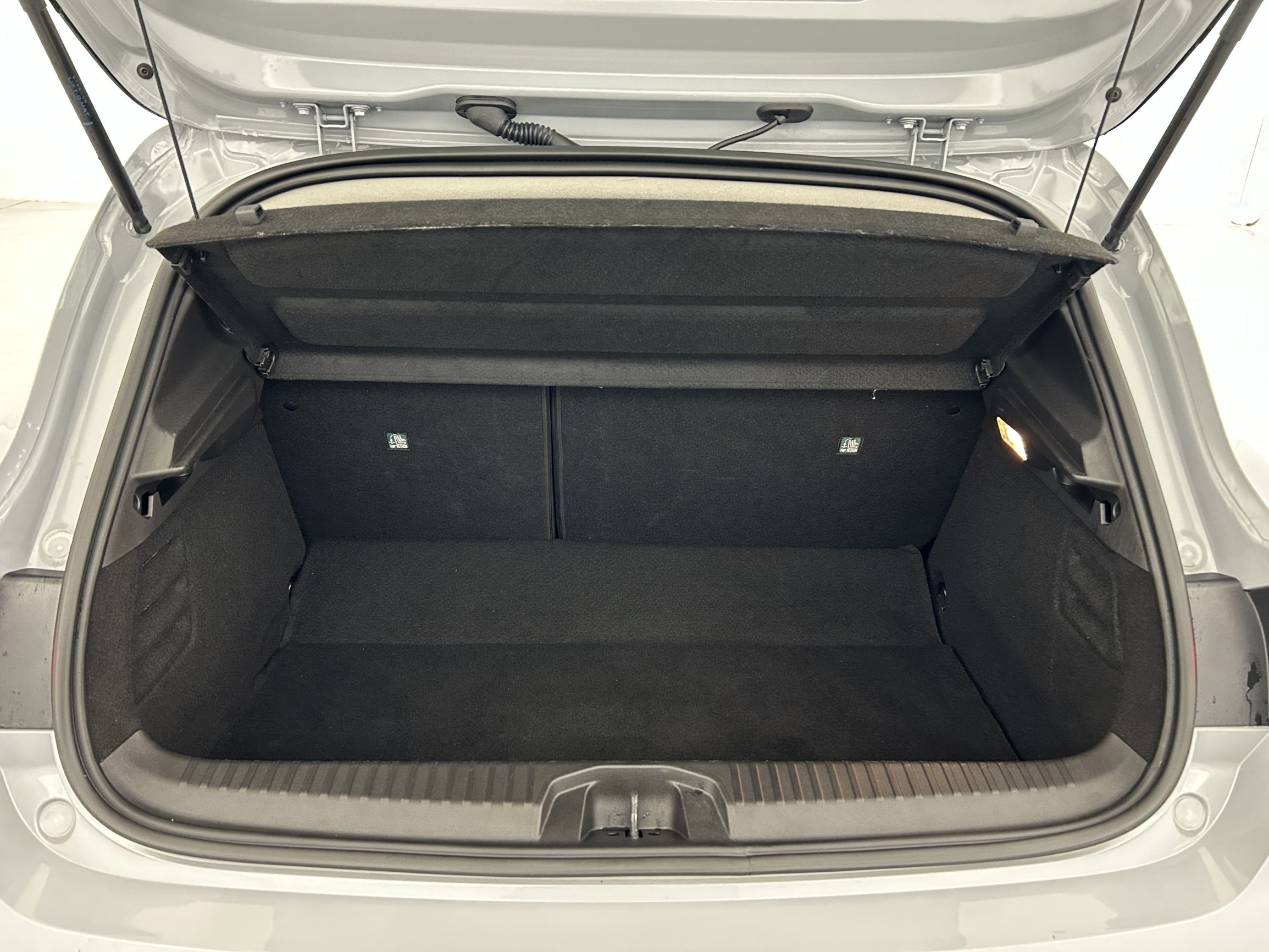 Vente en ligne Renault Clio 5 Clio E-Tech full hybrid 145 ch GSR2 au prix de 20 270 €