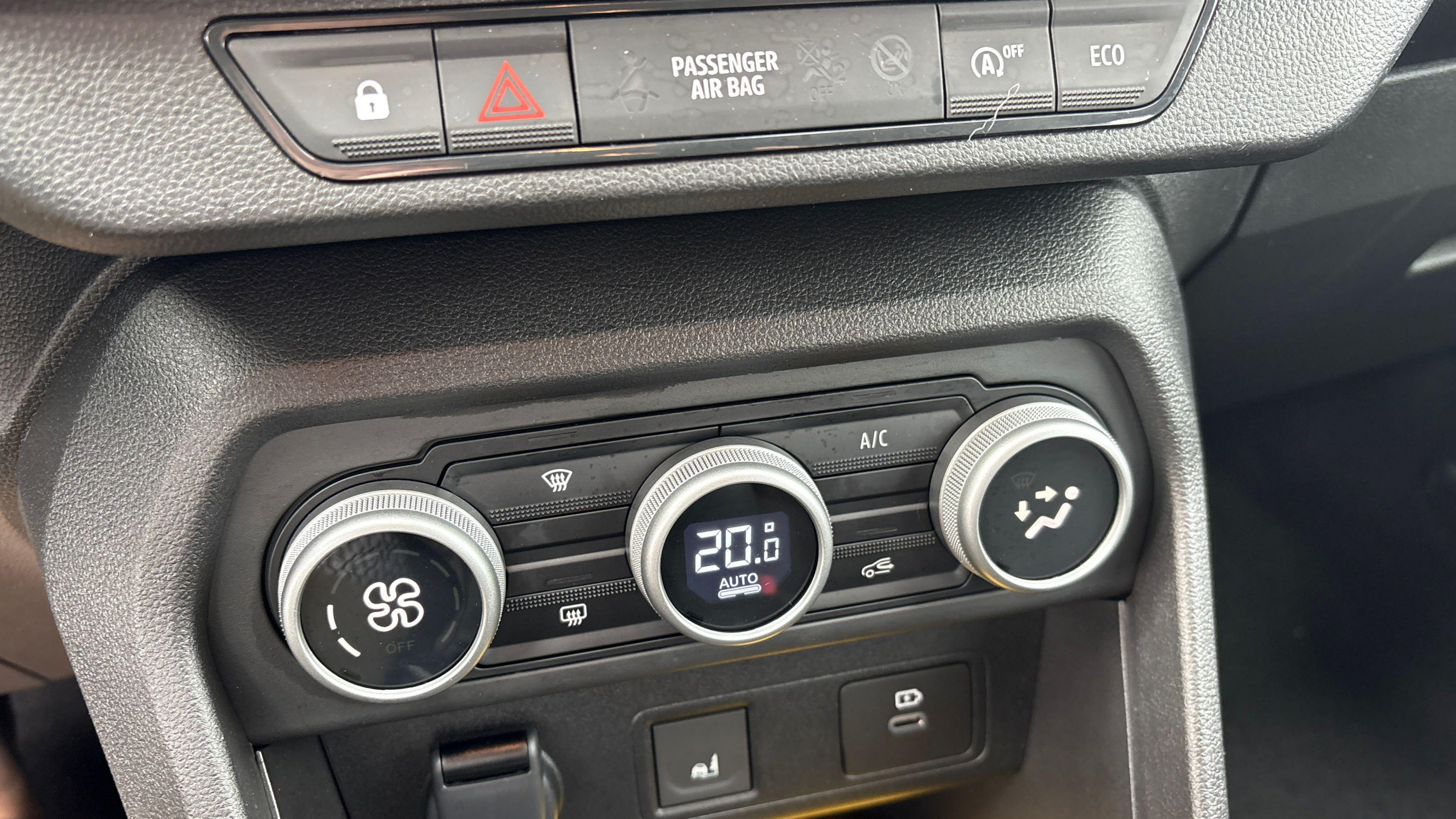 Vente en ligne Dacia Jogger  ECO-G 100 7 places GSR2 au prix de 21 890 €