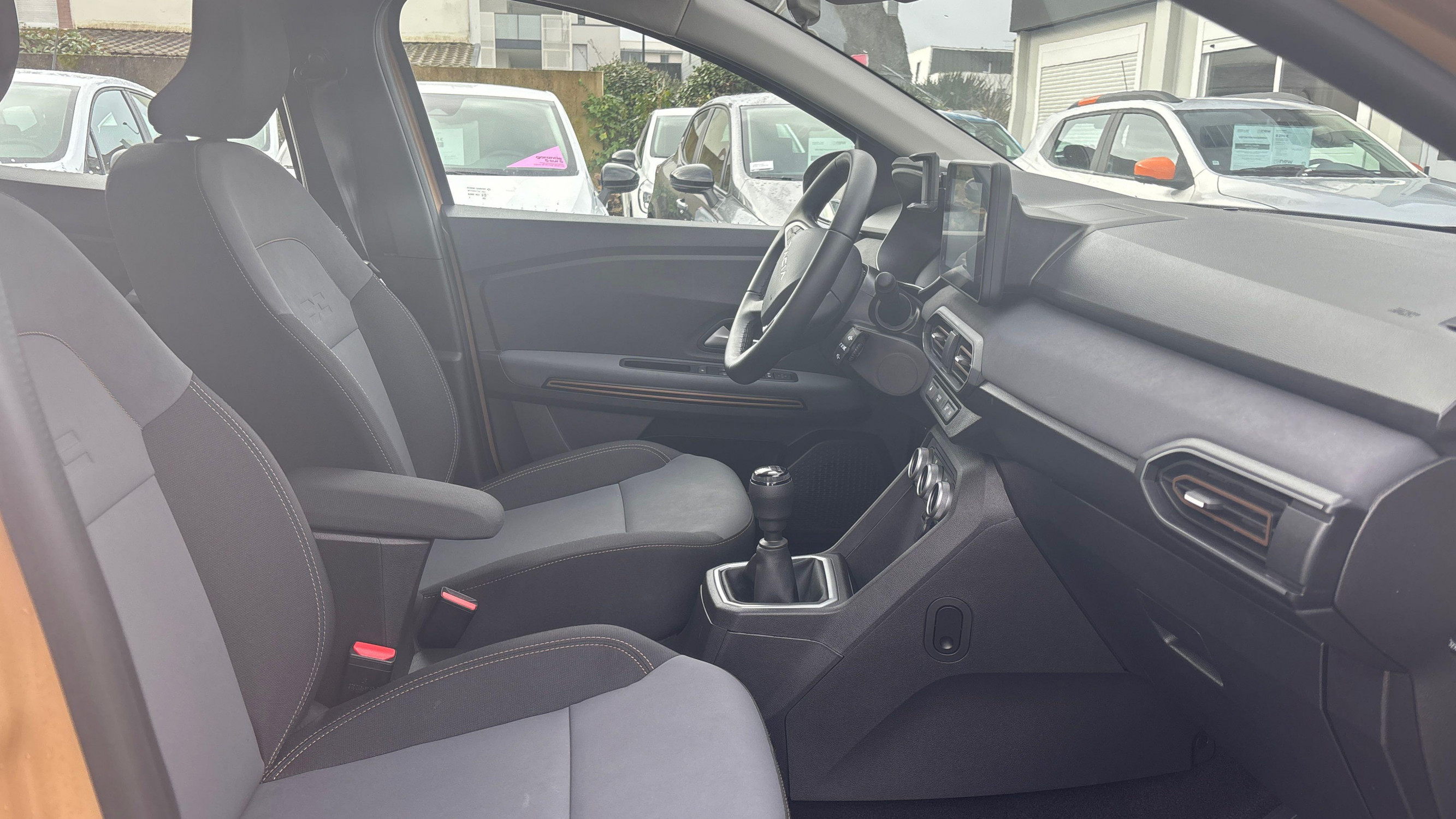 Vente en ligne Dacia Sandero  ECO-G 100 GSR2 au prix de 17 270 €