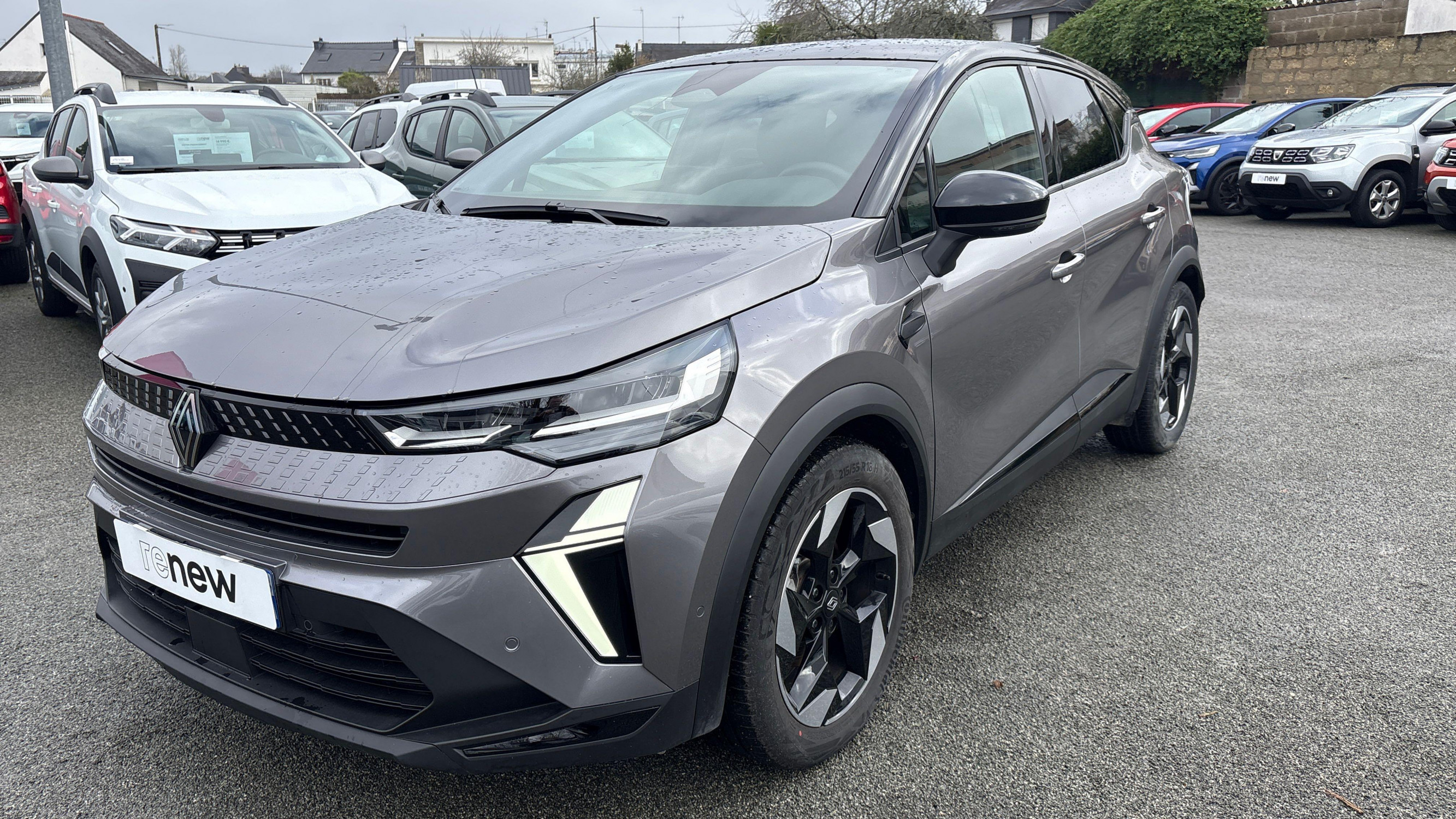 Renault Captur  E-Tech full hybrid 145 ch occasion de 2025 en vente à Vannes