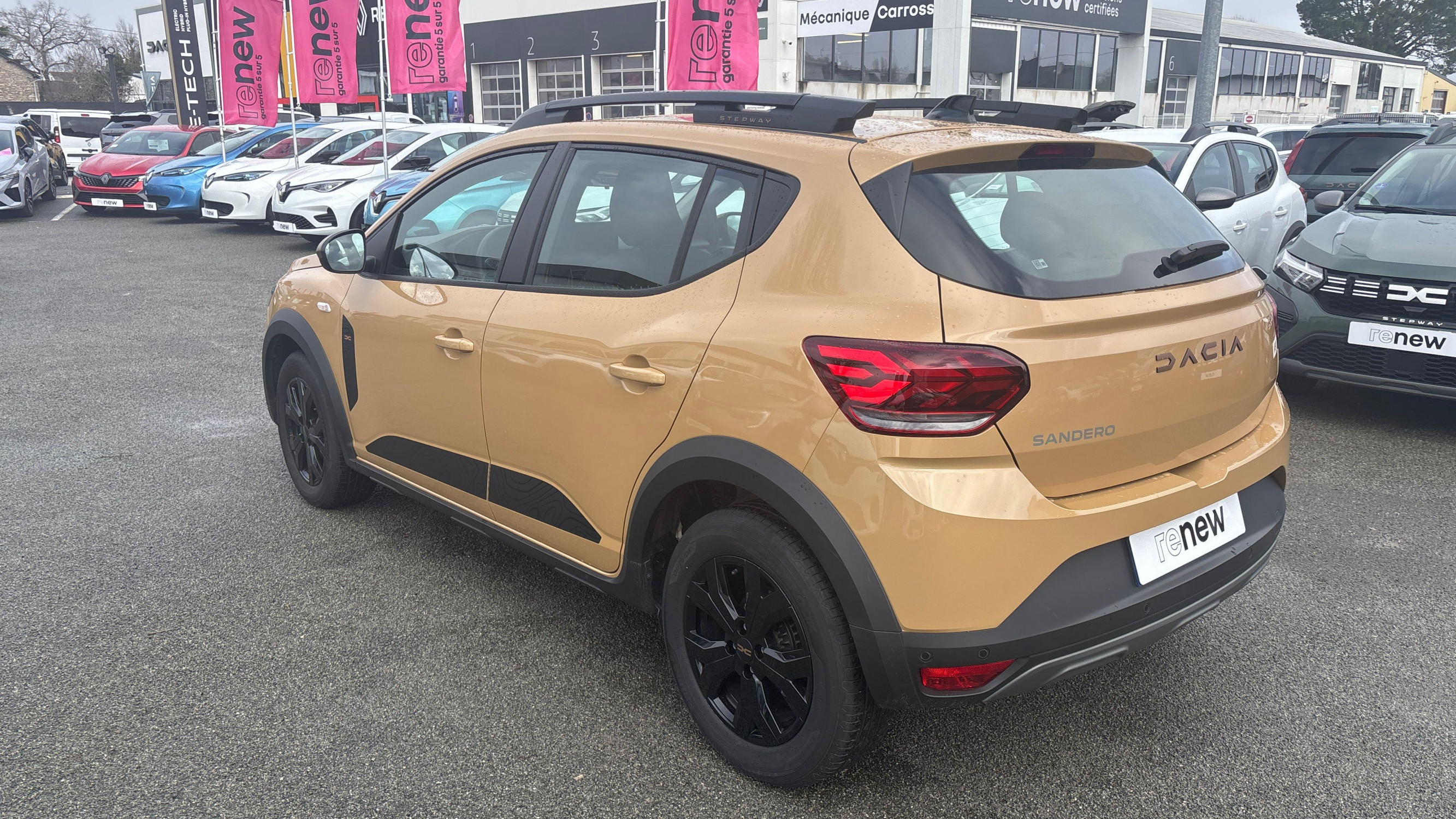 Vente en ligne Dacia Sandero  ECO-G 100 GSR2 au prix de 17 270 €