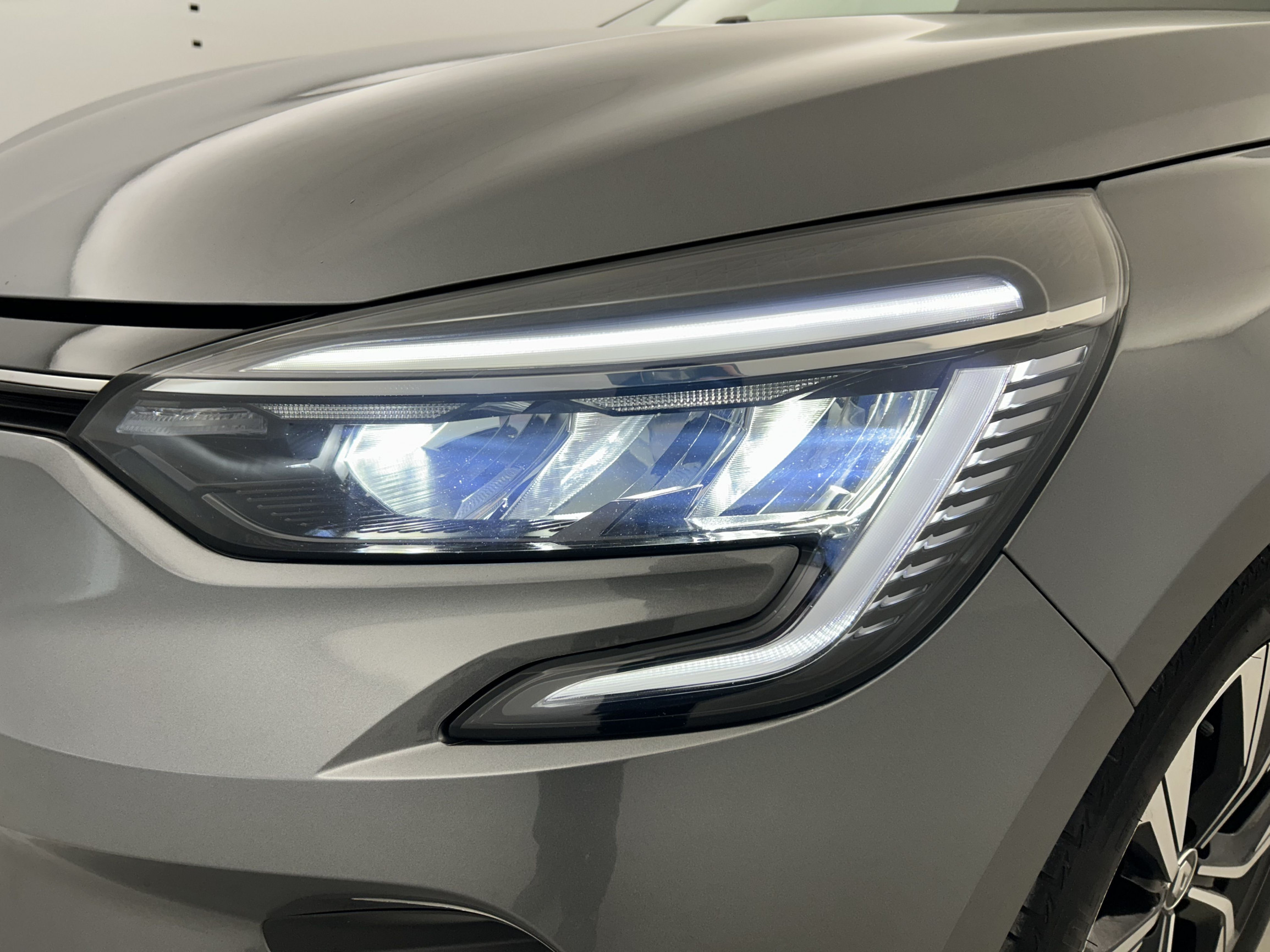 Vente en ligne Renault Clio 5 Clio TCe 100 GPL au prix de 14 990 €