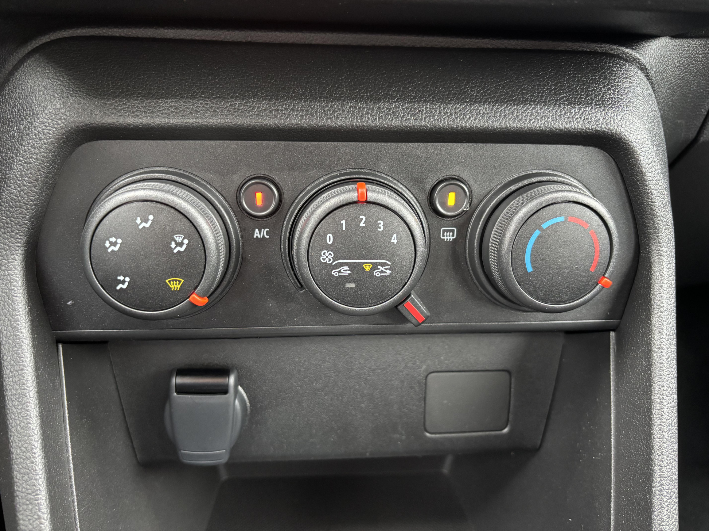 Vente en ligne Dacia Sandero  SCe 65 GSR2 au prix de 13 490 €