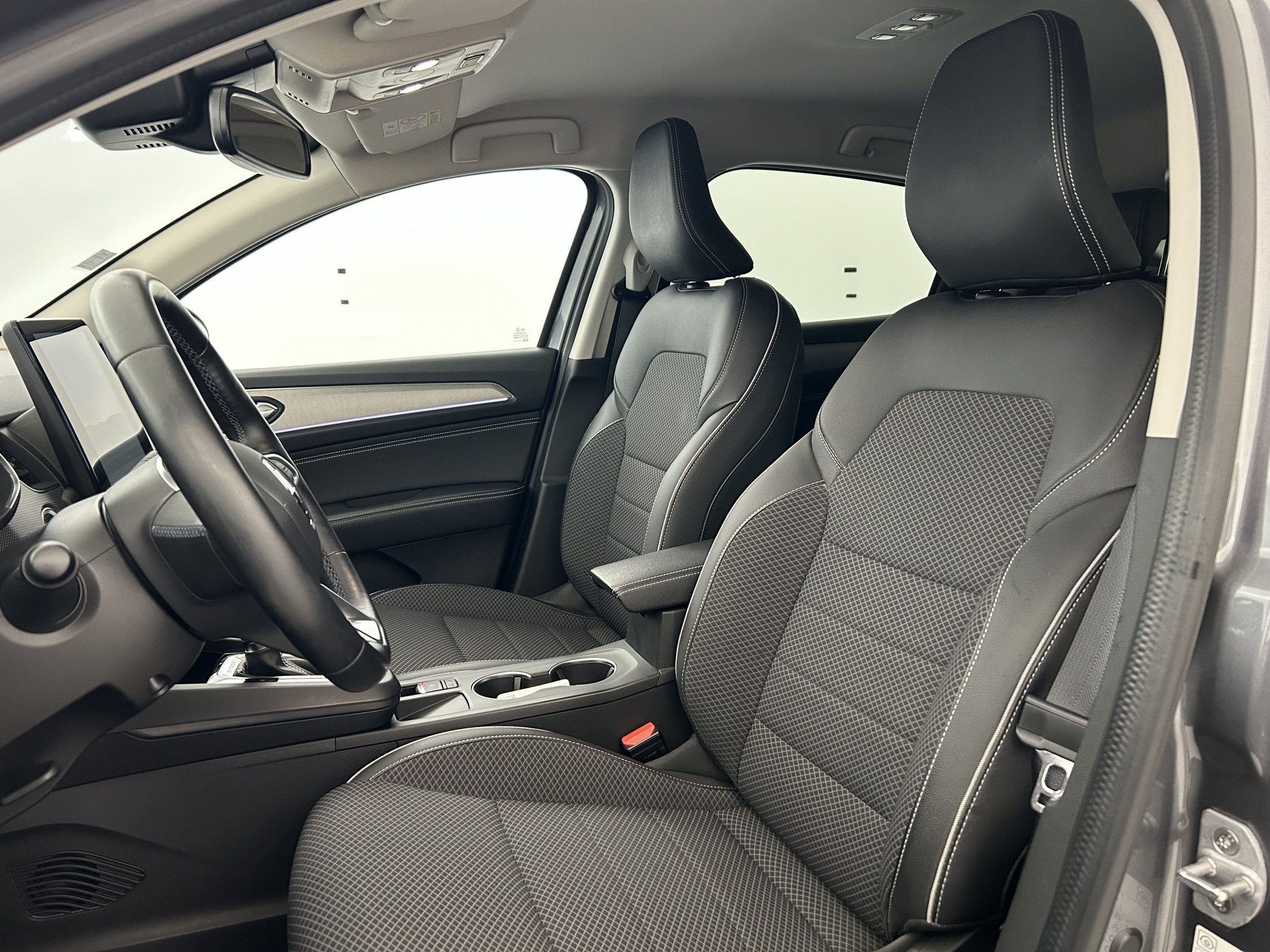 Vente en ligne Renault Arkana  E-Tech 145 - 21B au prix de 18 970 €