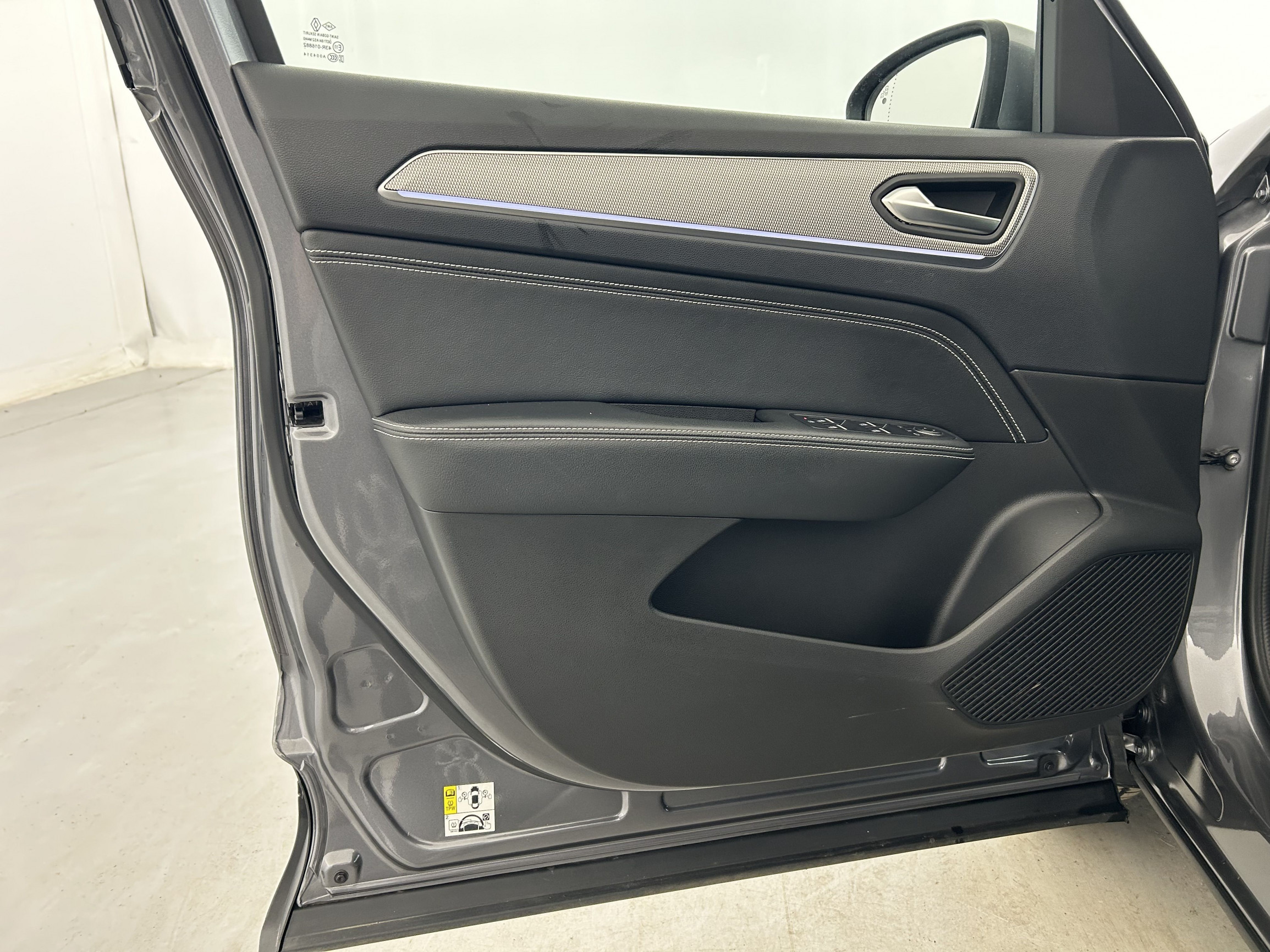 Vente en ligne Renault Arkana  E-Tech 145 - 21B au prix de 18 970 €